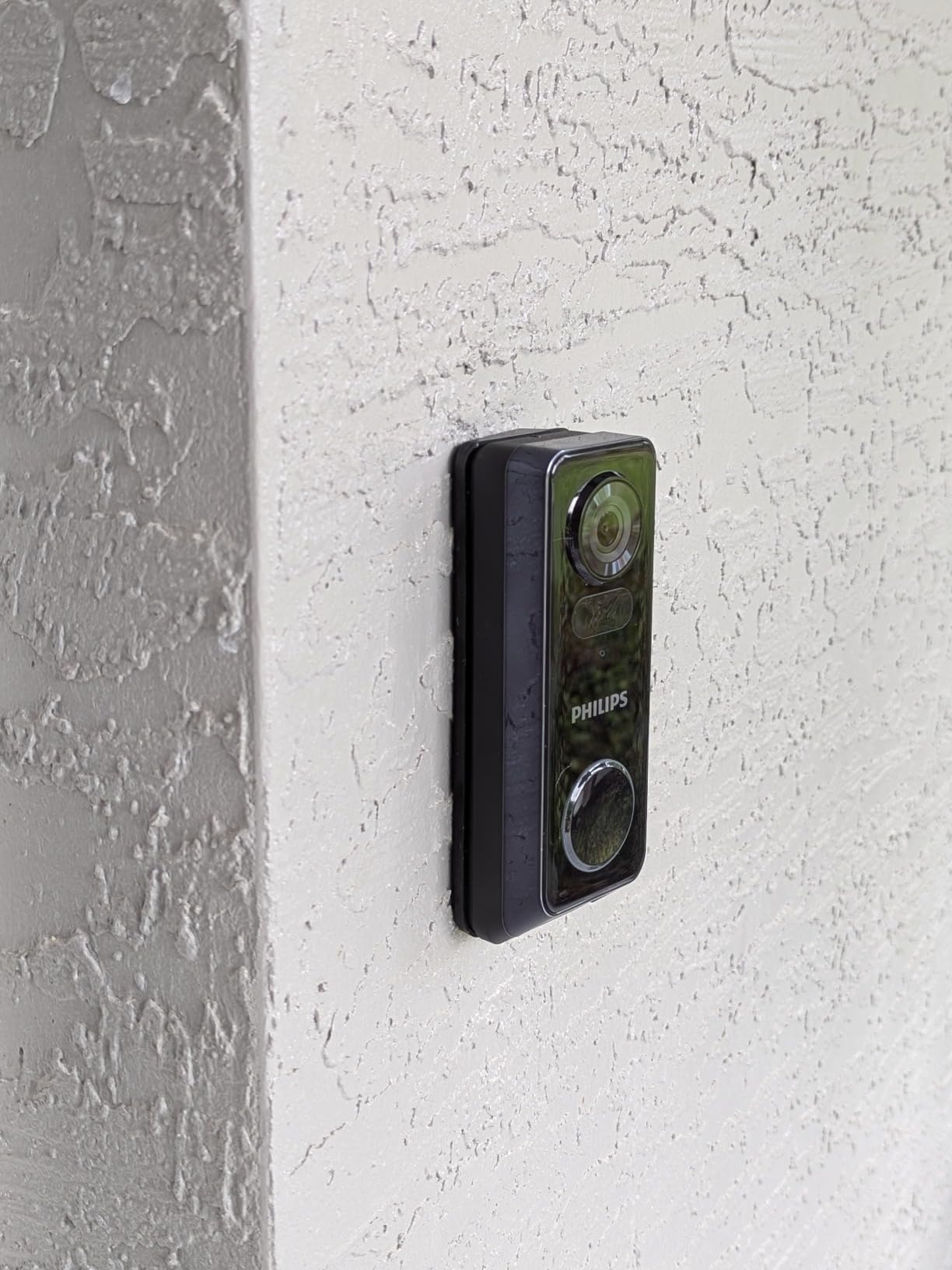PHILIPS Security Video Doorbell Camera (Chime Included), No Monthly Fee, Dual Cameras 2K QHD with Motion Detection, 2-Way Audio, Supports Alexa & Google Assistant, Battery/Wired Powered customer photo 2