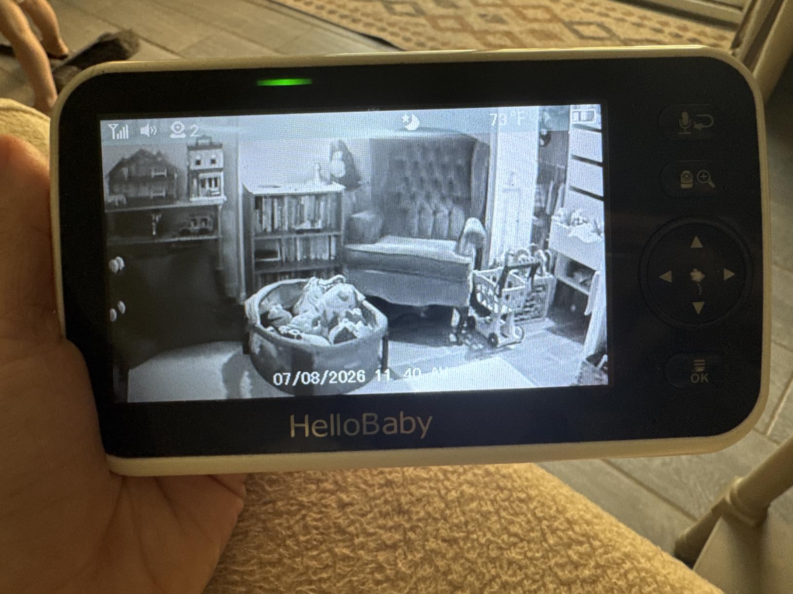 HelloBaby 6'' World First IPS 30H Battery Split-Screen Video Baby Monitor with Camera and Audio, No WiFi, Pan-Tilt-Zoom, VOX, 2-Way Talk, Night Vision, 8 Lullabies, 1000ft, for New Parents/Elderly customer photo 2