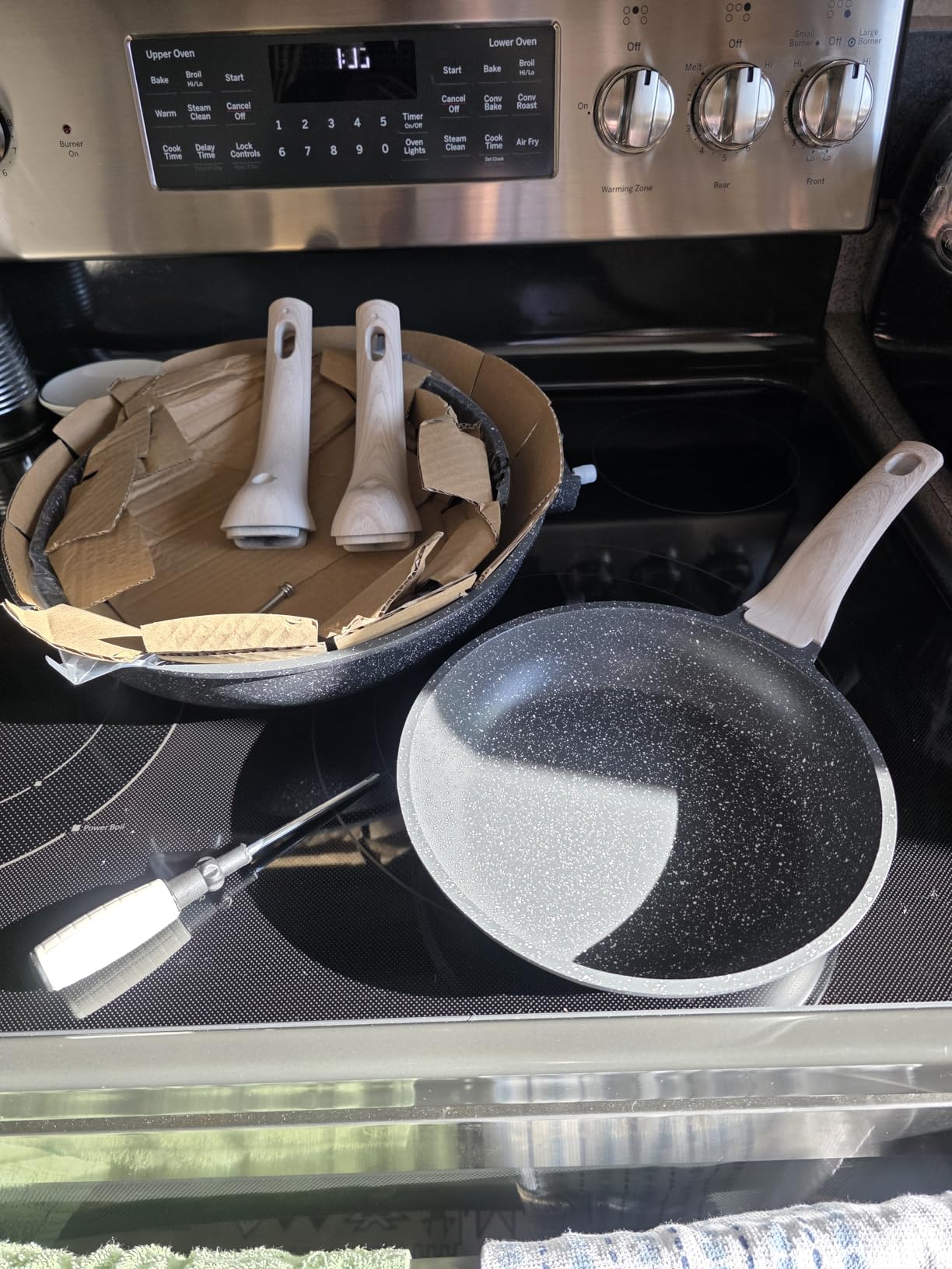 CAROTE Non Stick Frying Pan, Black 8