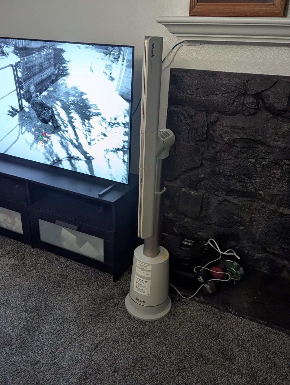 Shark TurboBlade Fan-Ultra-customizable bladeless tower fan, pivots, twists, oscillates 180°, circulates and propels air, 10 noise levels + 10 speeds, easy to clean, charcoal, TF202S customer photo 2