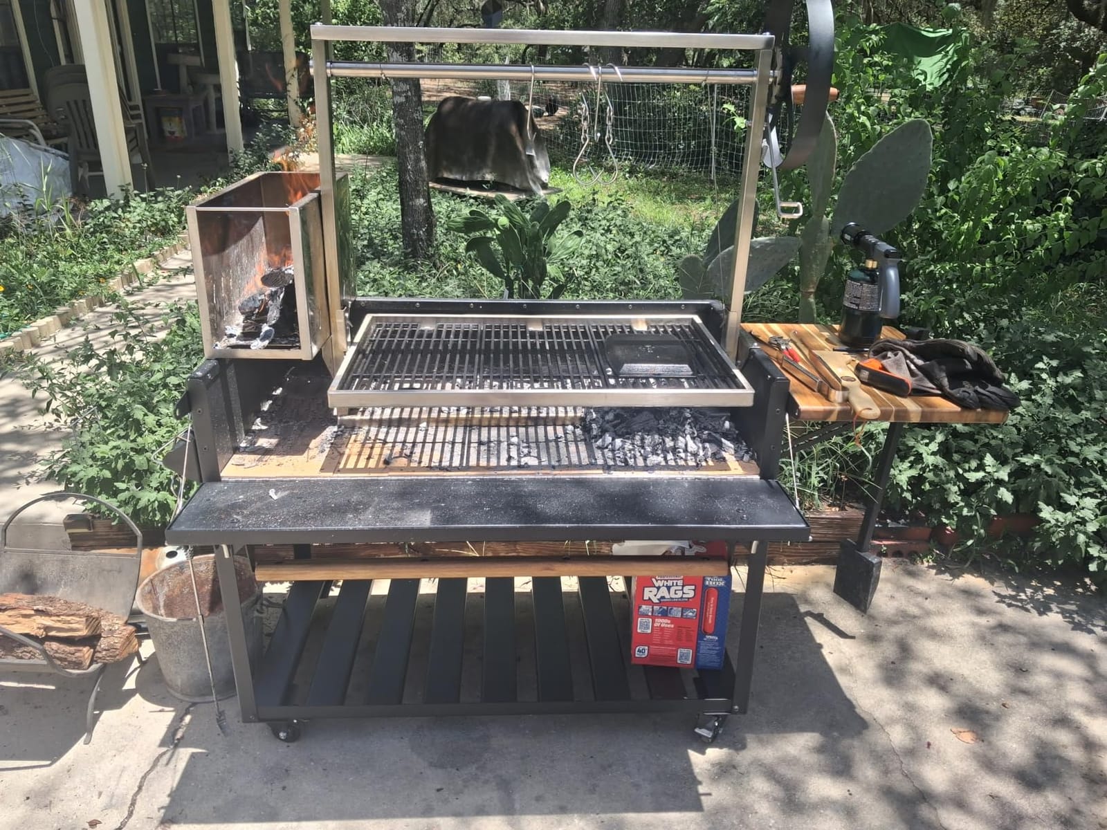Backyard Discovery Argentine Santa Maria XL Wood Fire & Charcoal Steel BBQ Grill with Asado Clamp, Adjustable Grill Grates, Brasero, Fire Bricks, S-Hooks, Acacia Wood Table for Outdoor Gaucho Grilling customer photo 2