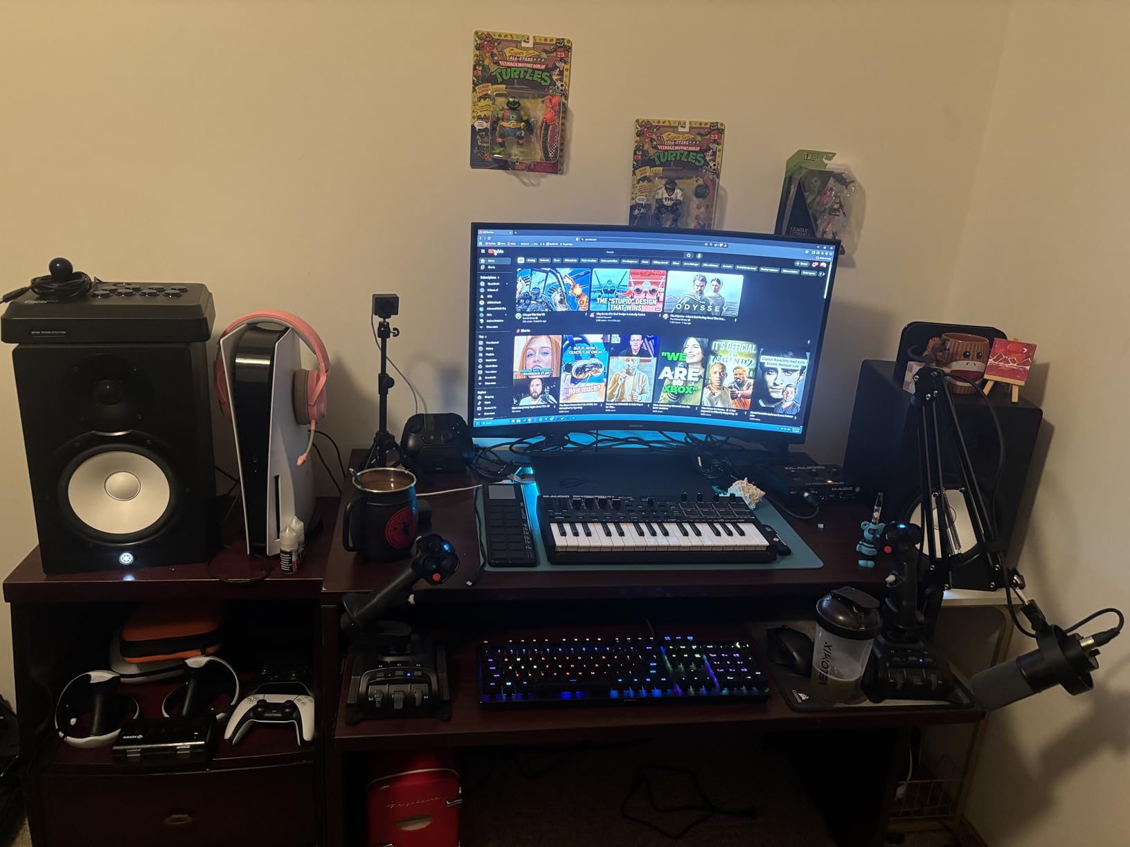 ASUS ROG Strix G16 (2025) Gaming Laptop 16 inch ROG Nebula 16:10 2.5K 240Hz NVIDIA GeForce RTX 5070 Ti Intel Core Ultra 9 275HX 32GB DDR5 1TB SSD Wi-Fi 7 Win11 Home G615LR-AS96 customer photo 1