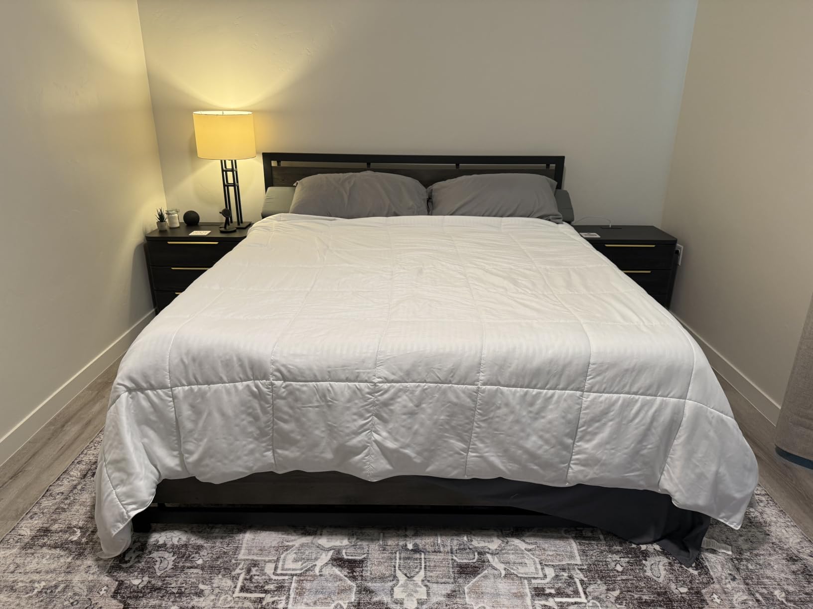 Novilla King Size Mattress, 12 inch King Mattress in a Box, Gel Memory Foam Mattresses for Cooling Night Sleep, Comfort Support and Pressure Relief, CertiPUR-US Certified customer photo 1