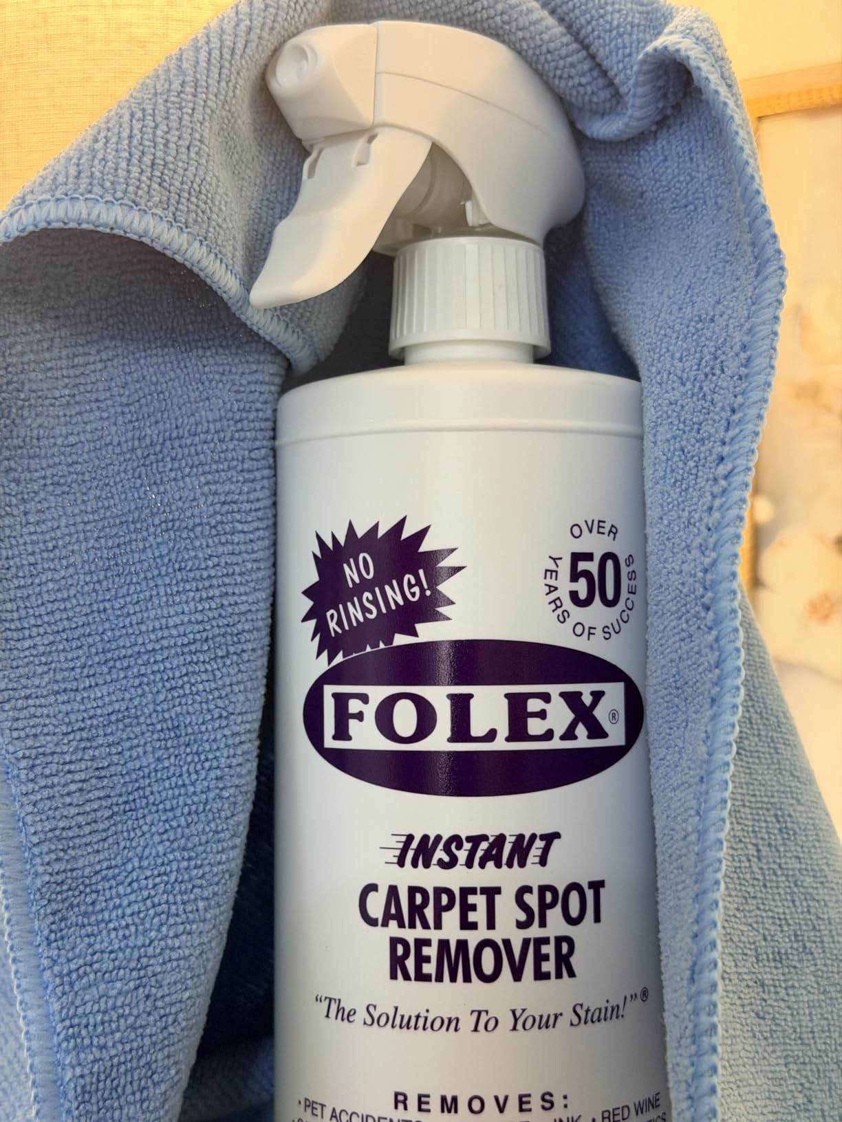 FOLEX Instant Carpet Spot Remover 32 oz - Powerful Stain Remover for Carpets, Upholstery & Rugs - Eliminates Pet Stains customer photo 1