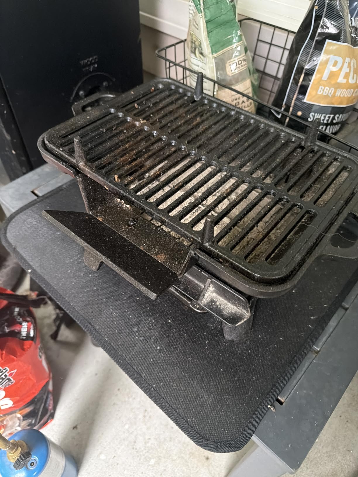 VIVOHOME Rectangle Cast Iron Charcoal Grill with Double-Sided Grate | Portable Outdoor BBQ Grill, Compact Tabletop Grill Stove customer photo 1