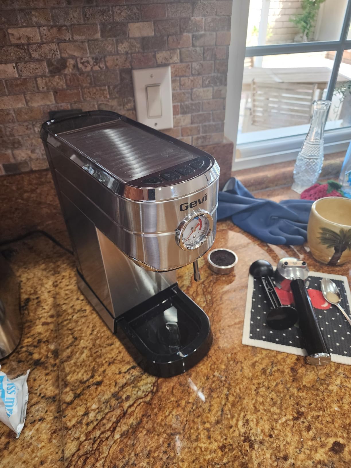 Gevi 20 Bar Compact Espresso Machine for Home, Latte, Cappuccino Coffee Maker, Removable Water Tank, Include Necessary Accessories, Can Make Americanos, Easy to Clean and Maintain, with Milk Frother customer photo 1