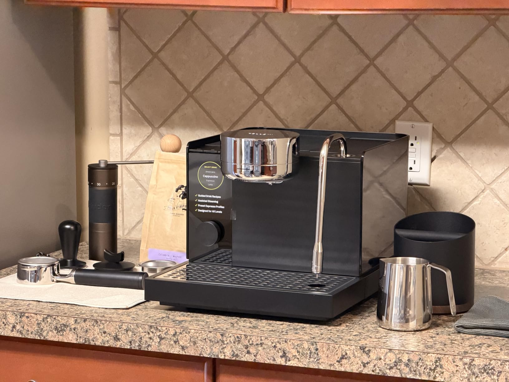 Fellow Espresso Series 1 - Espresso Machine, Pressure Profiling | 58mm Portafilter, Heats Under 2 Min, Temperature Control, Steam Wand, for Lattes & Cappuccinos, Matte Black customer photo 1