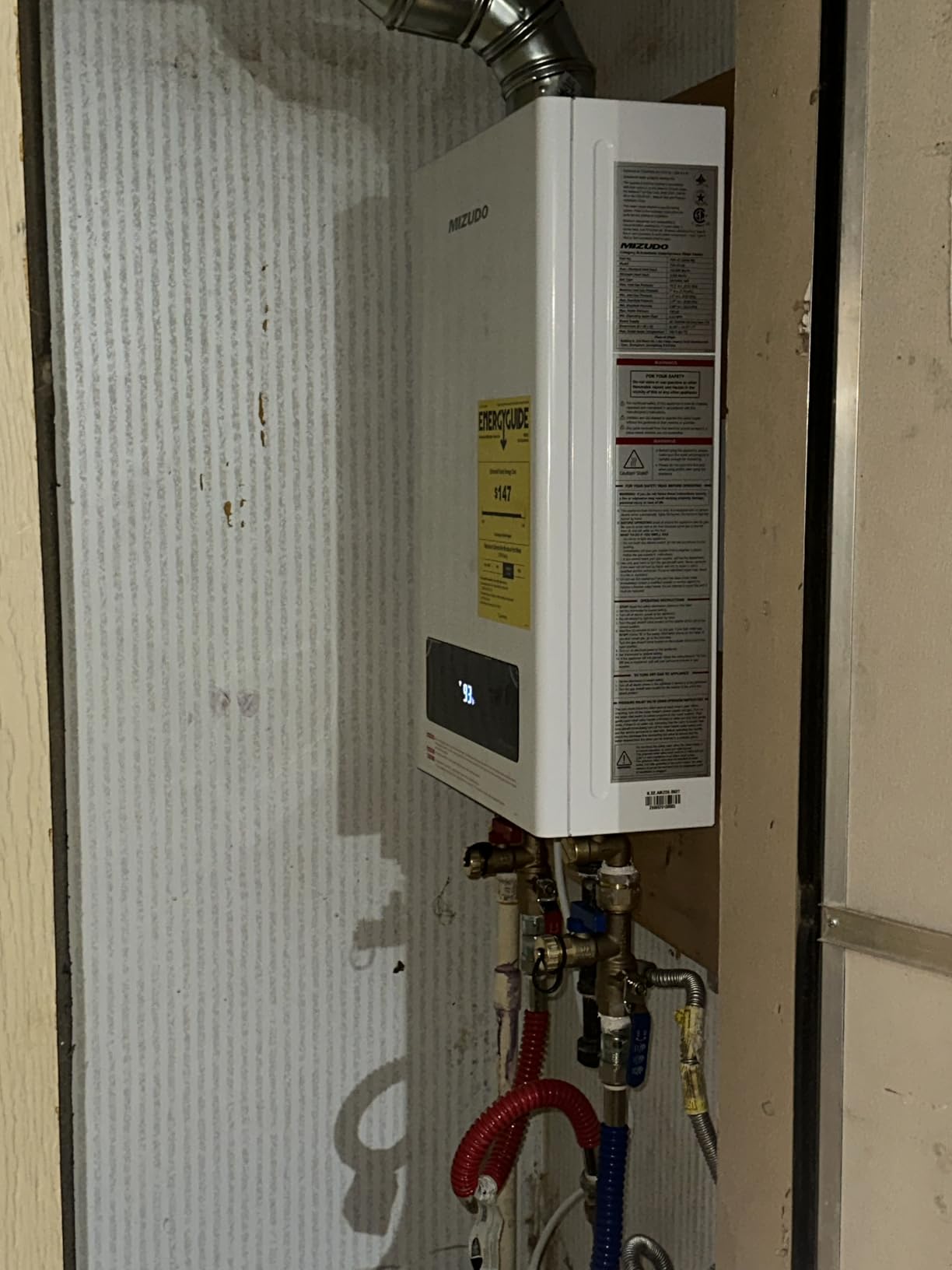 MIZUDO Natural Gas Tankless Water Heater, Indoor or Outdoor Convertible Installation, Max 5.1 GPM 120,000 BTU, WiFi&APP Control CSA Certified for Large Families Whole House, GEN 3 customer photo 2