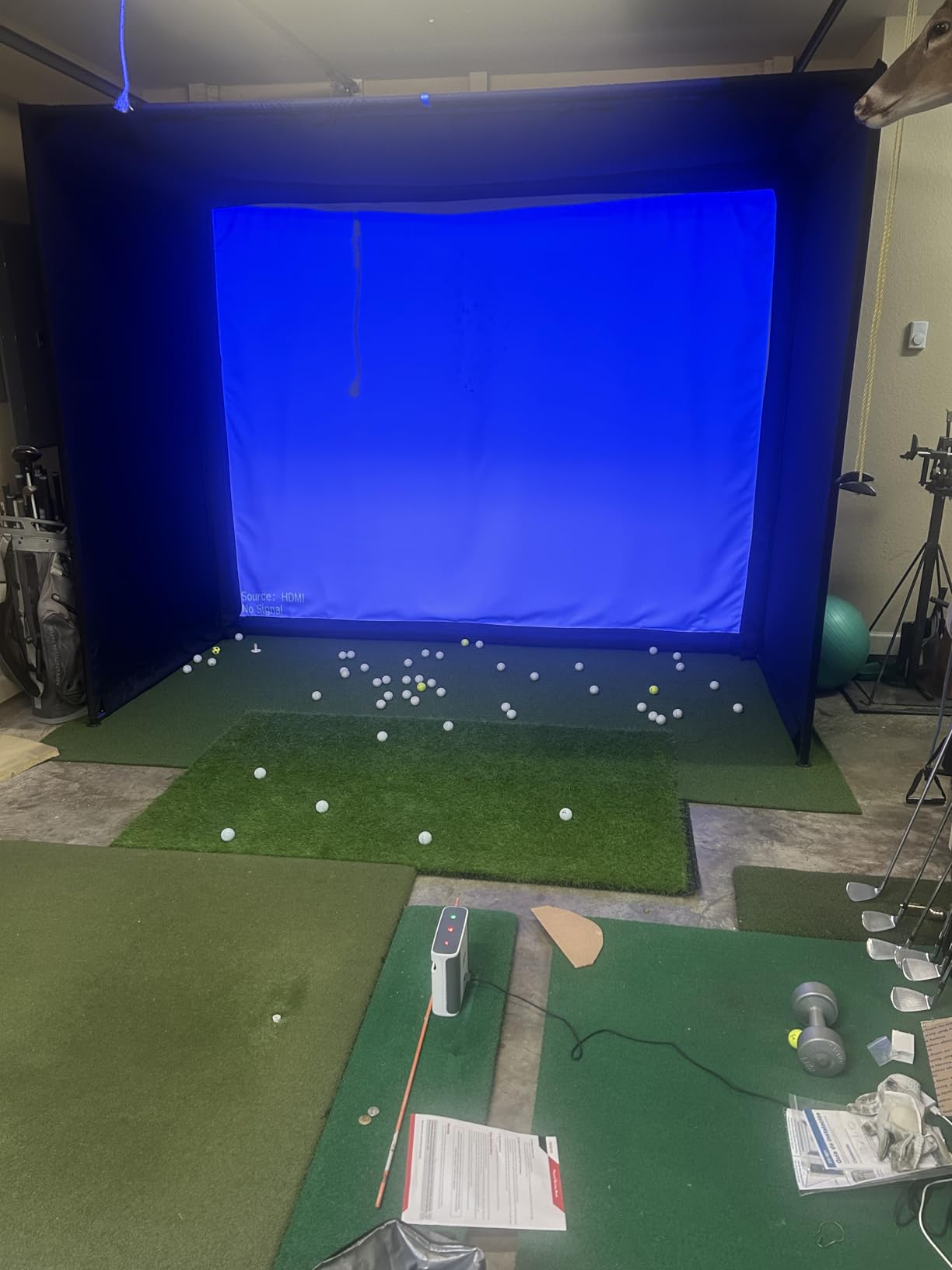 Diandian Golf Simulator Enclosure Kit 10 x 8 ft with 4K-Ready Impact Screen - 600D Blackout Cover, Anti-Ricochet Foam Padding & Safety Side Nets customer photo 1
