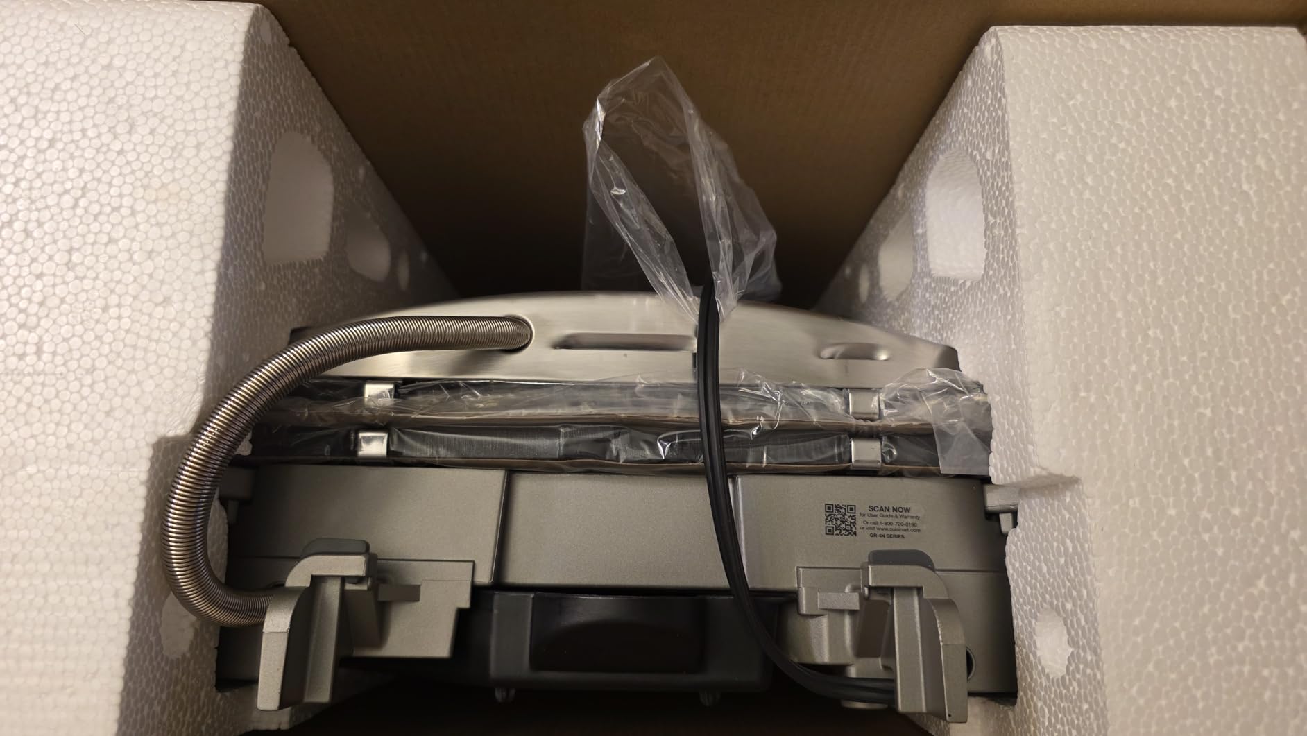 Cuisinart Panini Press and Grill, 1500W 5-in-1 Griddler, Dishwasher-Safe | Panini press, sandwich maker & indoor grill with reversible nonstick plates & dual heat control, GR-4NNAS customer photo 2