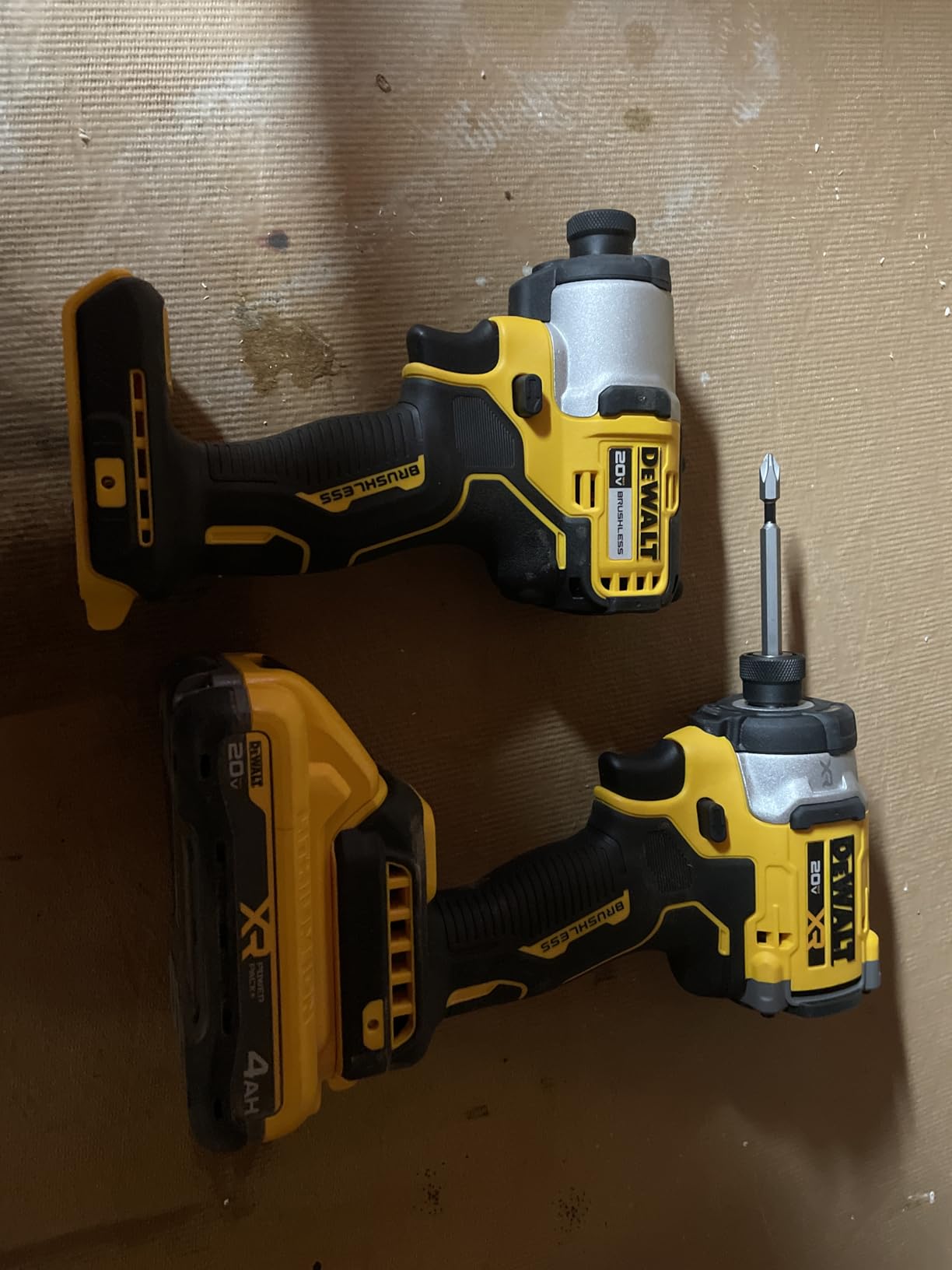 DEWALT 20V MAX XR Brushless 3-Speed High Torque 1/4 in. Impact Driver Kit with XR POWERPACK and Charger (DCF860QQ1) customer photo 1