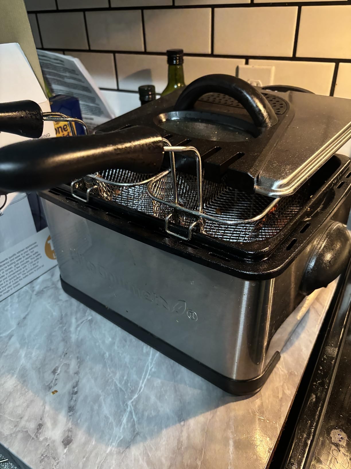 Elite Gourmet 4.5Qt Deep Fryer, Dual 2Qt Split Baskets, 1700W | Simultaneous Cooking, Stainless Steel, EDF434 customer photo 1