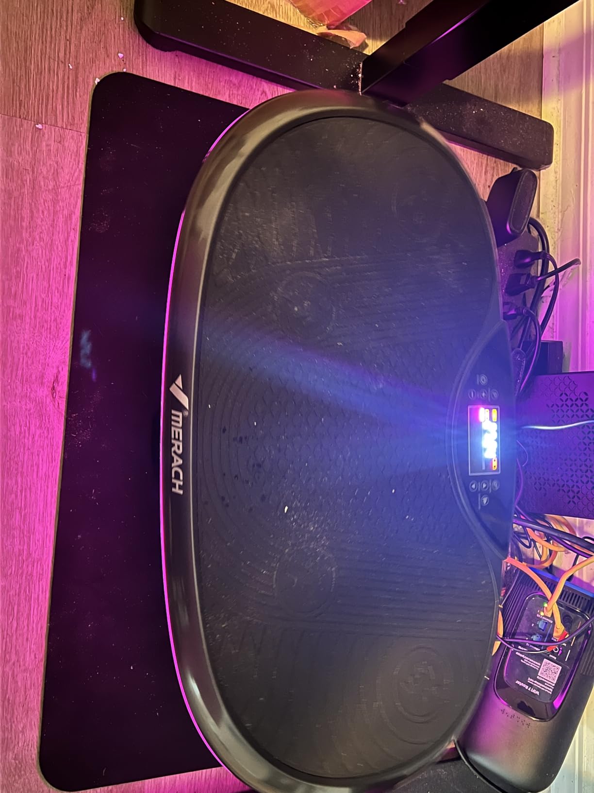 CV55 4D Vibration Plate Exercise Machine with 440W Powerful Motors | 7 Modes, 120 Speeds, 440lbs Capacity, Bluetooth, Ambient Light, Curved Workout Equipment for Lymphatic Drainage, Home Gym customer photo 2