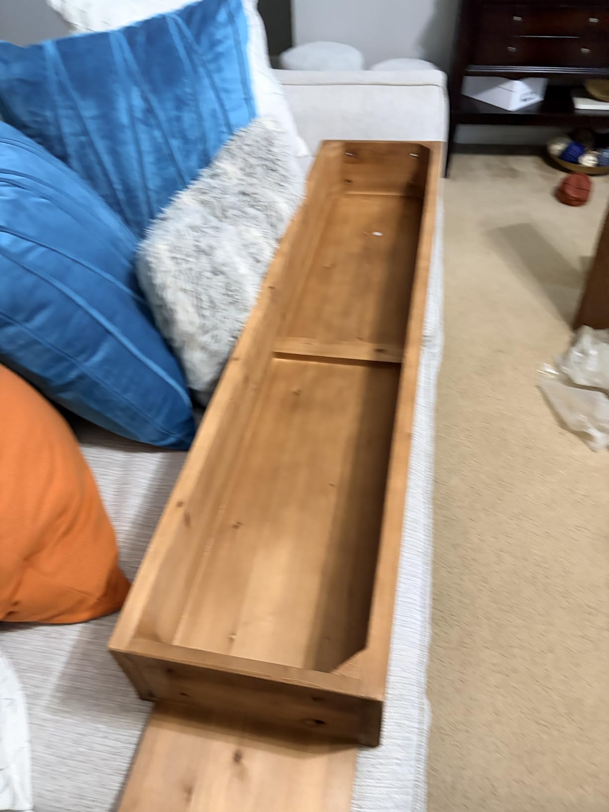 Solid Wood Console Table, 63-Inch Farmhouse Sofa Table Behind Couch for Entryway, Living Room, Foyer, Easy Assembly (Rustic Brown) customer photo 1