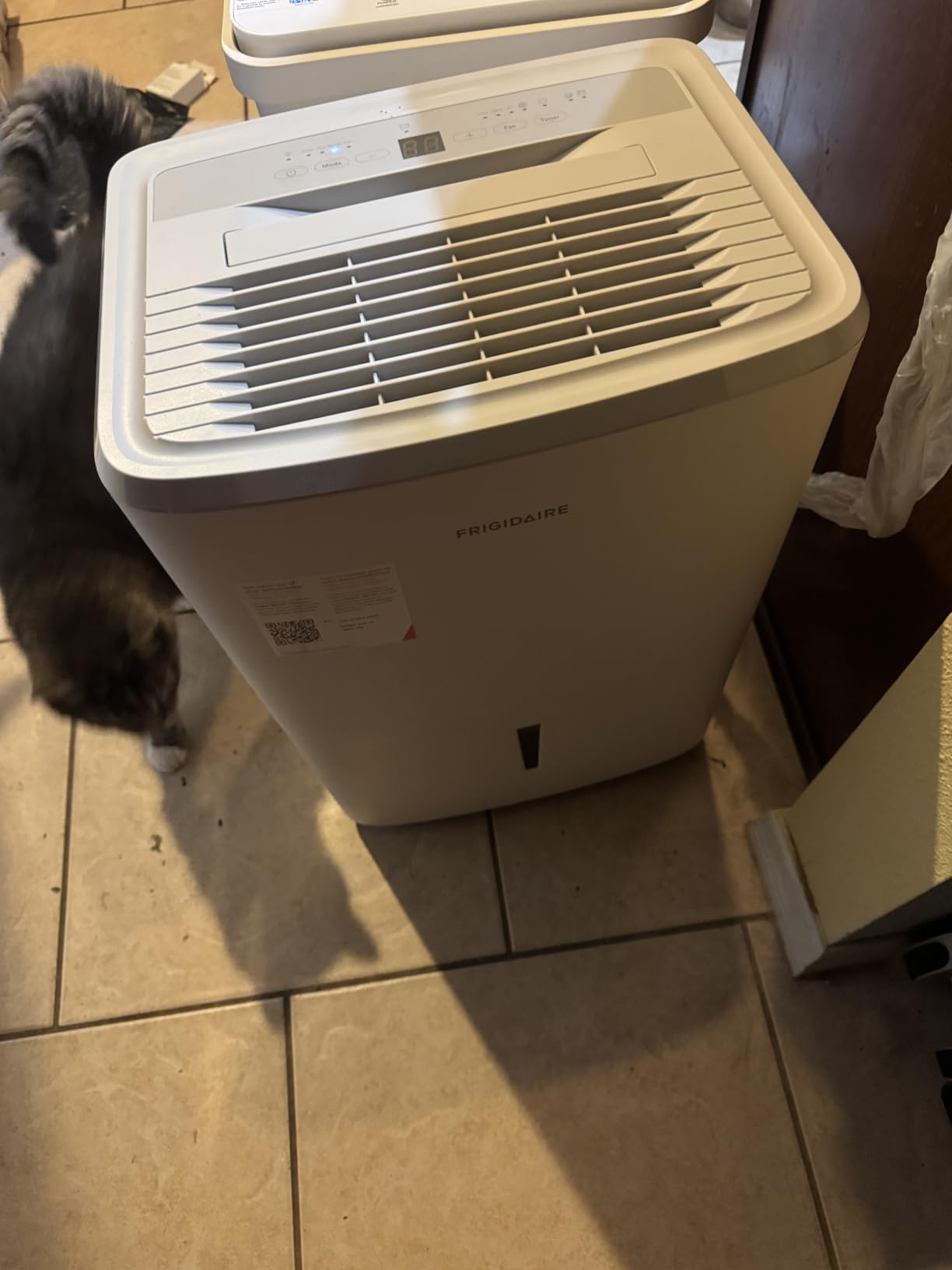 Frigidaire 50 Pint Dehumidifier w/Wifi | Portable, Quiet, Energy Efficient, Humidity Absorber, Moisture Extractor, for Bedroom Living Room Garage Attic Crawl Space customer photo 2