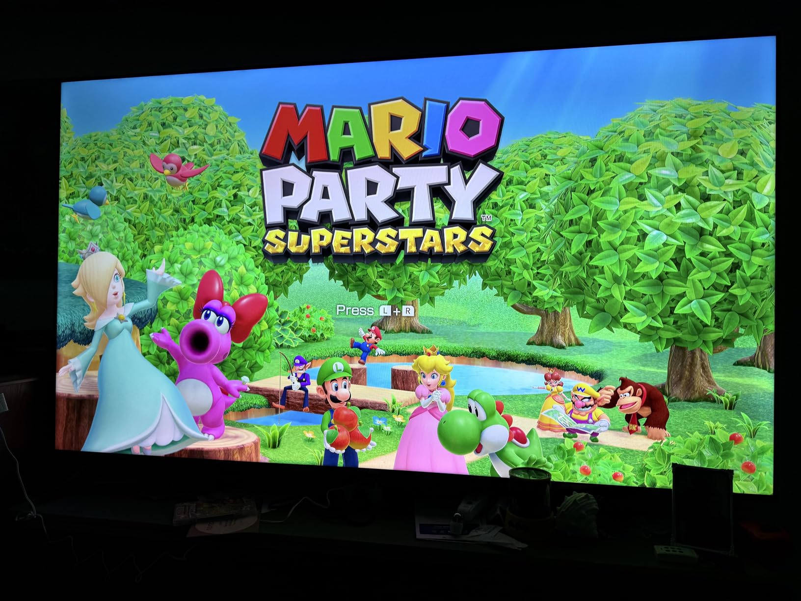 Roku 65-Inch Smart TV 2026 - Select Series, 4K QLED TV | Flat Screen QLED Television with Voice Remote, Wi-Fi & Bluetooth Headphone Mode - Streaming Live Local News, Sports, & Movies customer photo 1