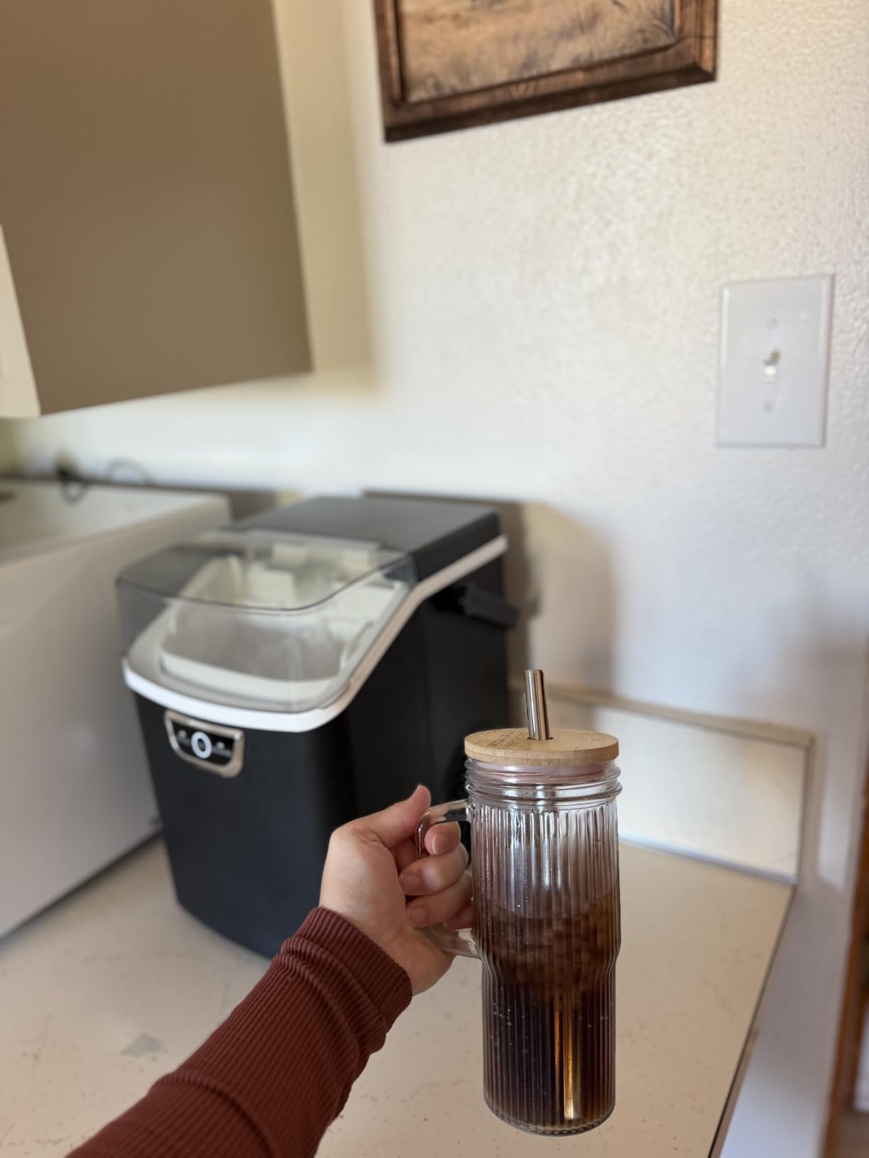 ICYGLEE Nugget Ice Maker Countertop with Handle, Ready in 4 Mins, Max 40lbs/24H, Chewable Ice, Self-Cleaning, Portable Sonic Ice Maker with Basket and Scoop, for Home/Party/RV/Camping (Black) customer photo 1