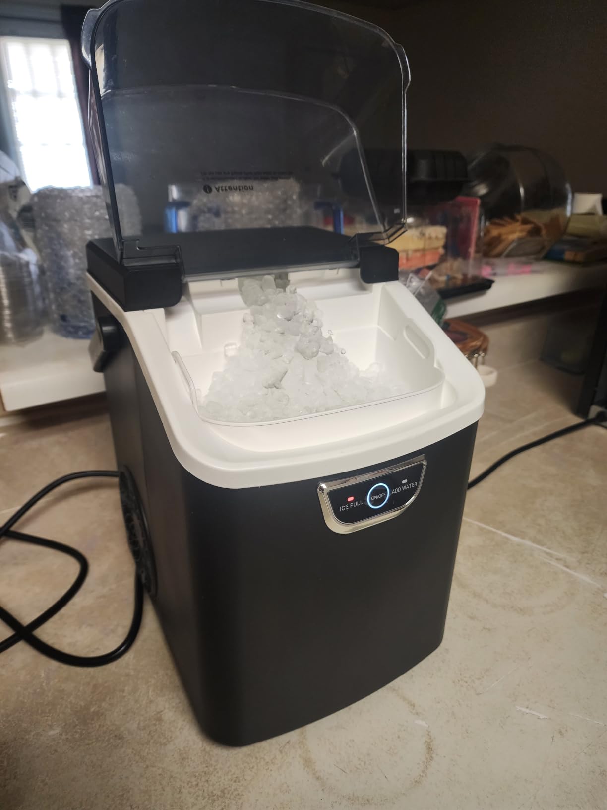 ICYGLEE Nugget Ice Maker Countertop with Handle, Ready in 4 Mins, Max 40lbs/24H, Chewable Ice, Self-Cleaning, Portable Sonic Ice Maker with Basket and Scoop, for Home/Party/RV/Camping (Black) customer photo 2