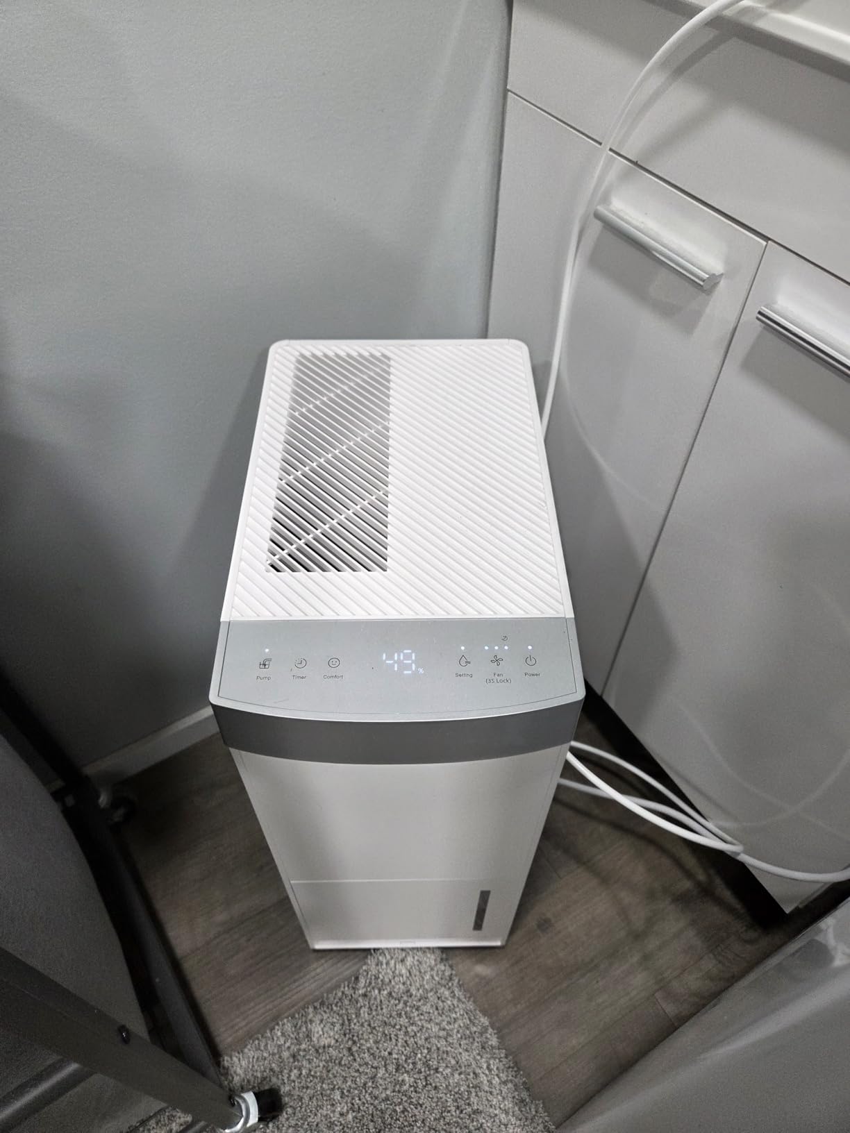 AEOCKY 4500 Sq.Ft Energy Star Most Efficient 2025 Dehumidifier with Pump, Max 80 Pint/Day Smart Compressor Dehumidifier with Drain Hose, Intelligent Humidistat,for Basement,Bedroom,Home,Bathroom customer photo 2