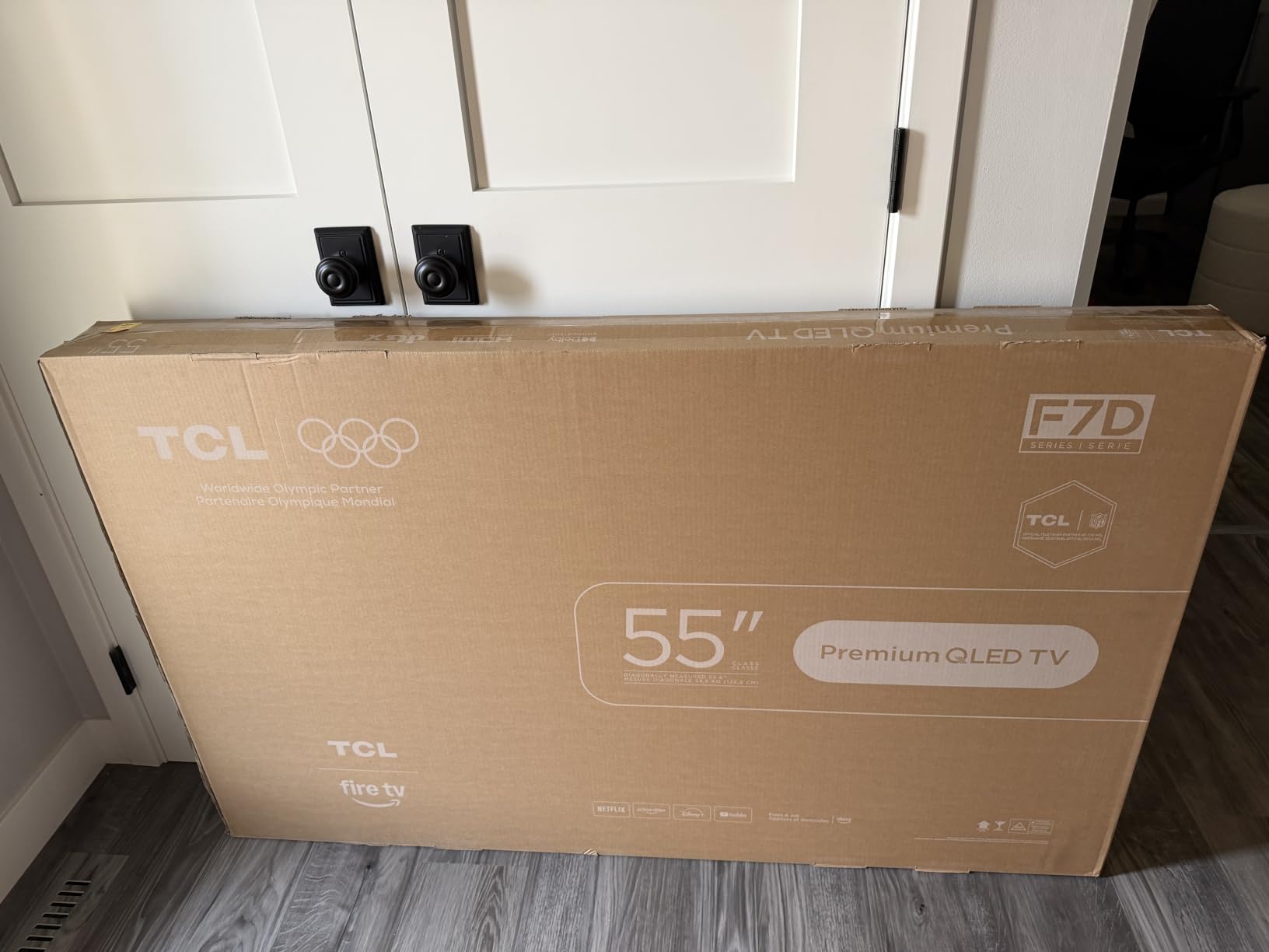 Hisense 55-Inch F7D Series 4K QLED Smart TV with Fire TV, Dolby Vision HDR, 2026 Model customer photo 2