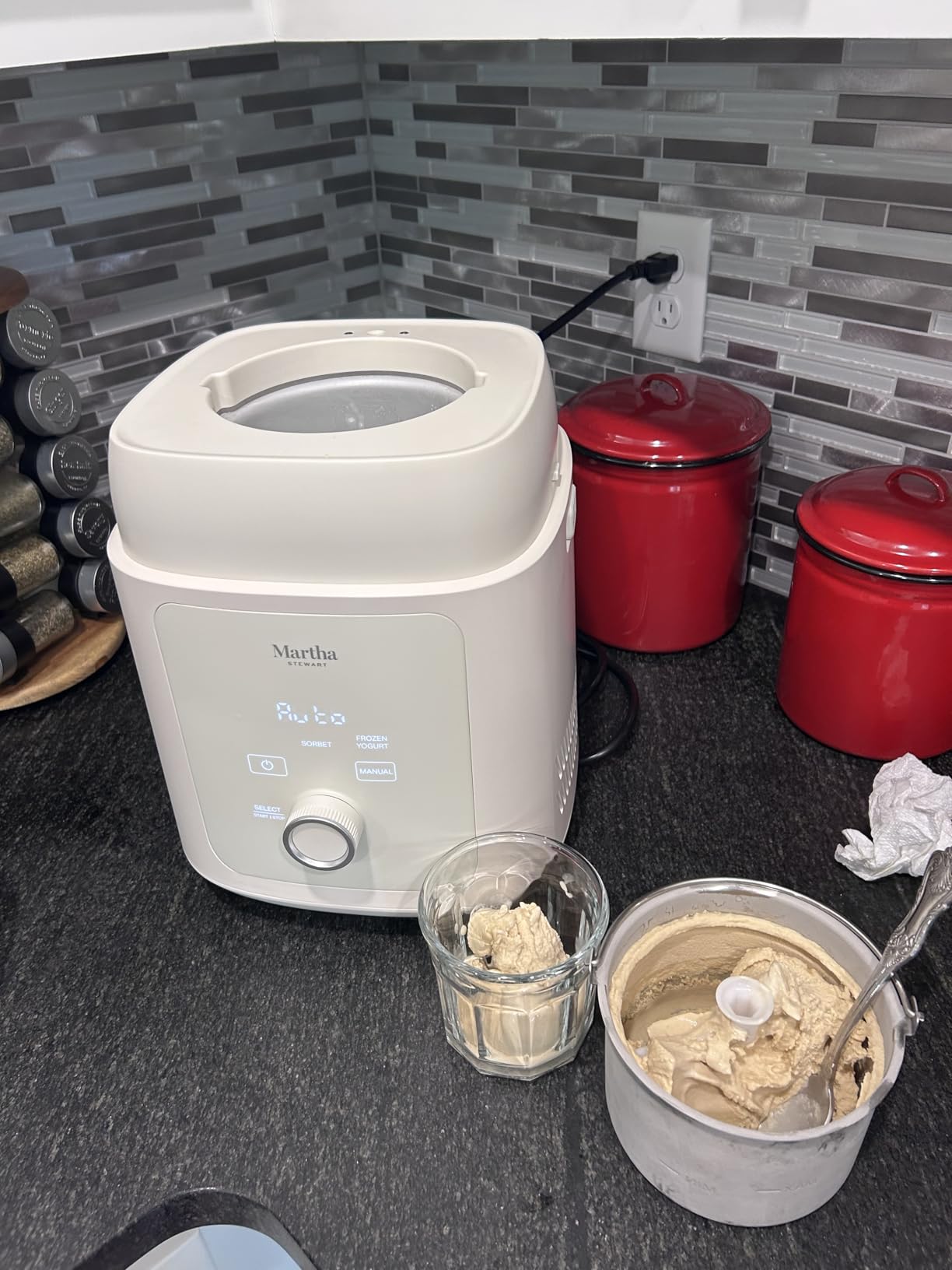 Martha Stewart 1 Quart Ice Cream Maker, Built-In Compressor, No Pre-Freezing Required, 3 Modes (Ice Cream, Sorbet, Frozen Yogurt), Automatic Mix-In Alert, Dishwasher-Safe Parts, Caviar Gray customer photo 1