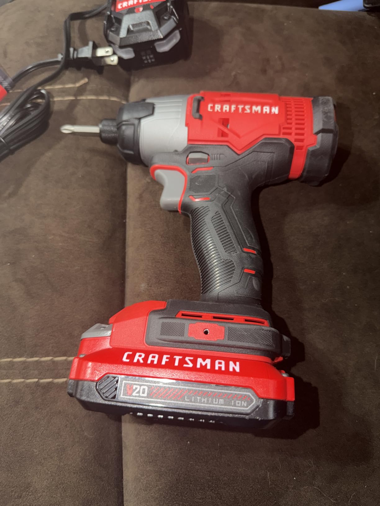 CRAFTSMAN Cordless 1/4 Impact Driver with 2 Ah Lithium Ion Battery, Charger and PH2 Screwdriving Bit, LED Light, High Torque, Variable Speed, 2900 RPM (CMCF801D1) customer photo 2