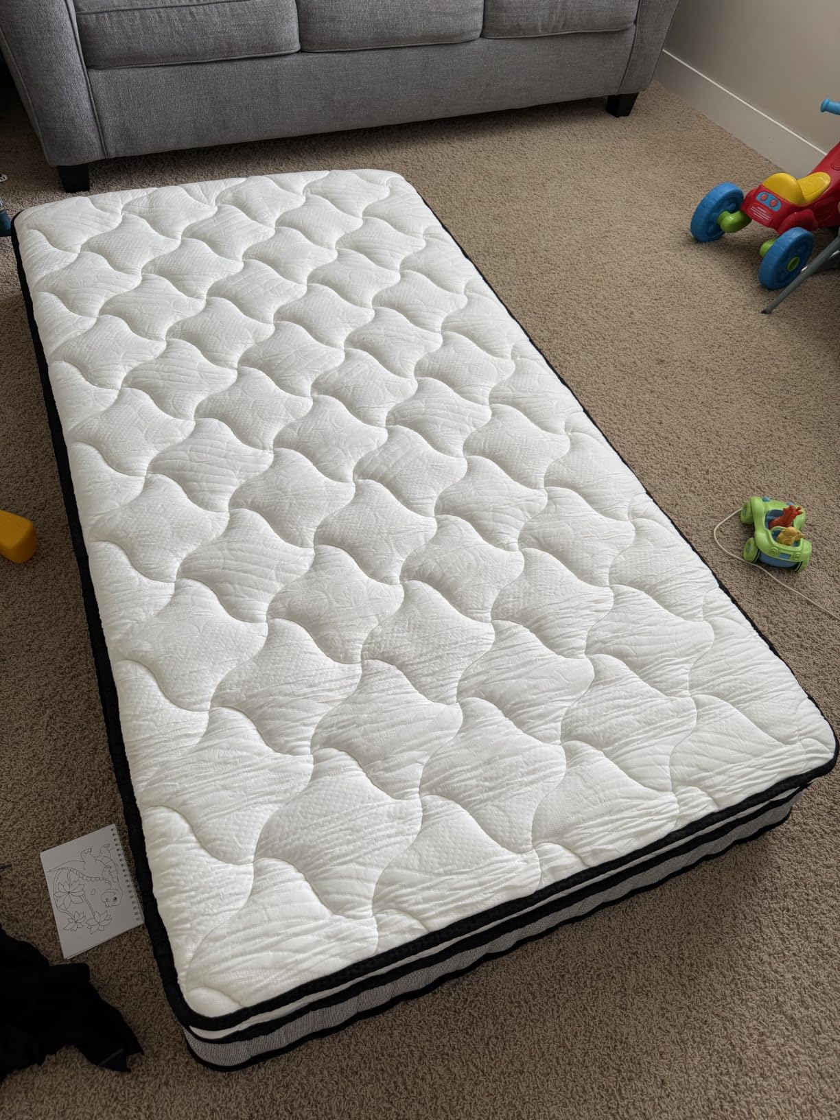 Omblix Queen Mattress, 12 Inch Queen Size Mattress, Hybrid Mattresses in a Box with Memory Foam and Individual Pocketed Coil, CertiPUR-US, Medium Firm & Pressure Relief customer photo 2