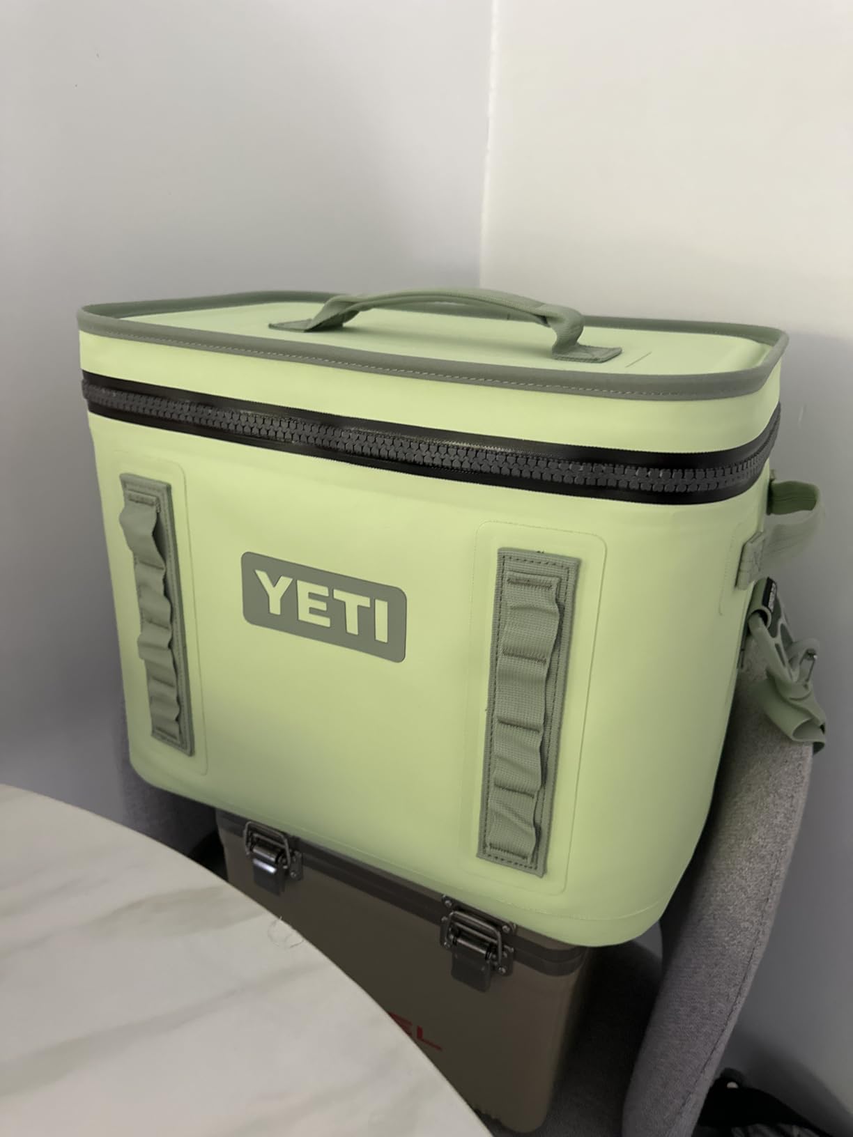 YETI Hopper Flip 18 Portable Soft Cooler customer photo 1