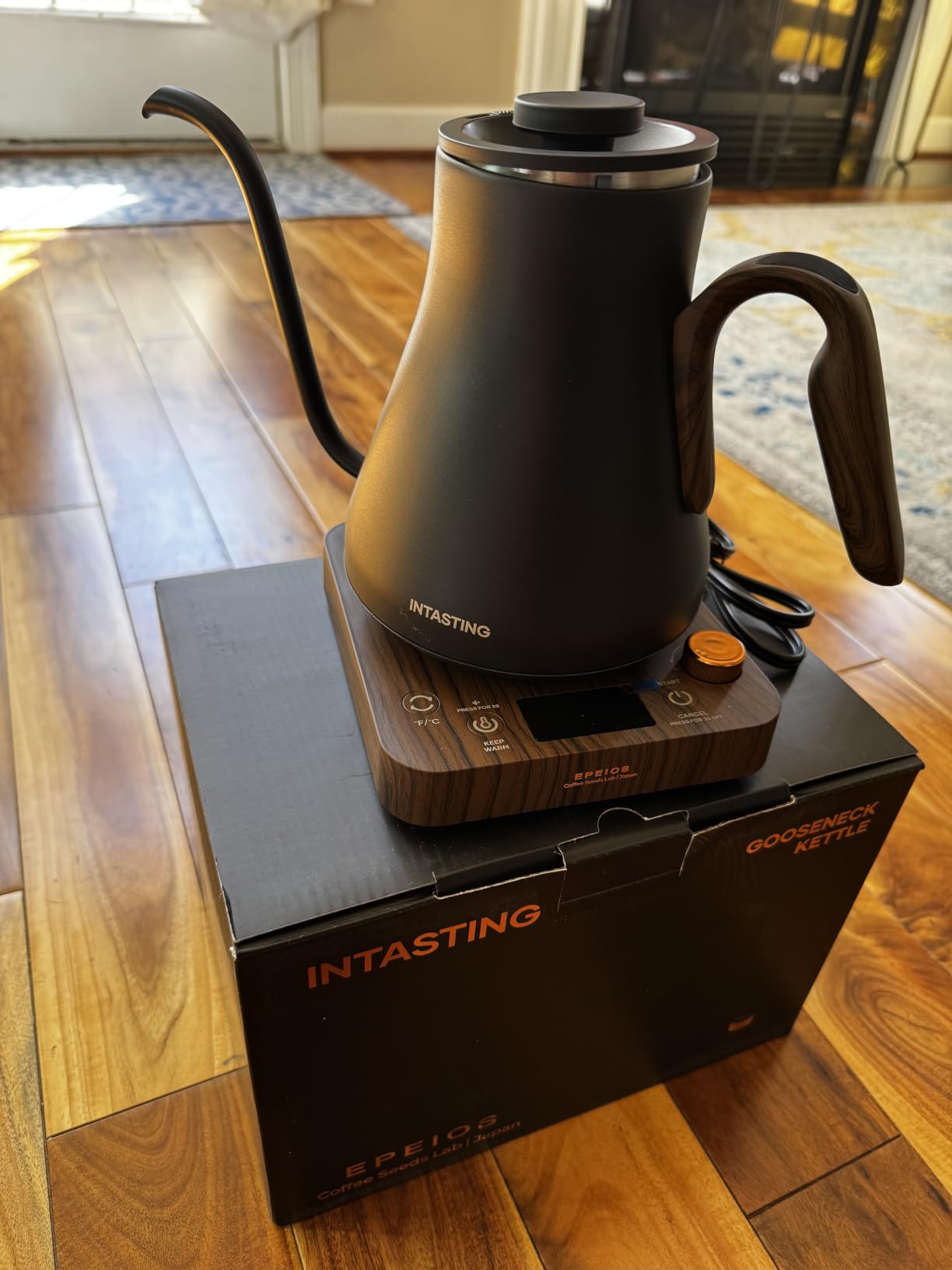 Epeios Gooseneck Electric Kettle ±1°F Temperature Control, 1200W, 0.9L, Black | Rapid Heating, Precision Pour-Over for Coffee & Tea, Smart Hot Water Boiler, 304 Stainless Steel Interior, Auto Shut-Off customer photo 2