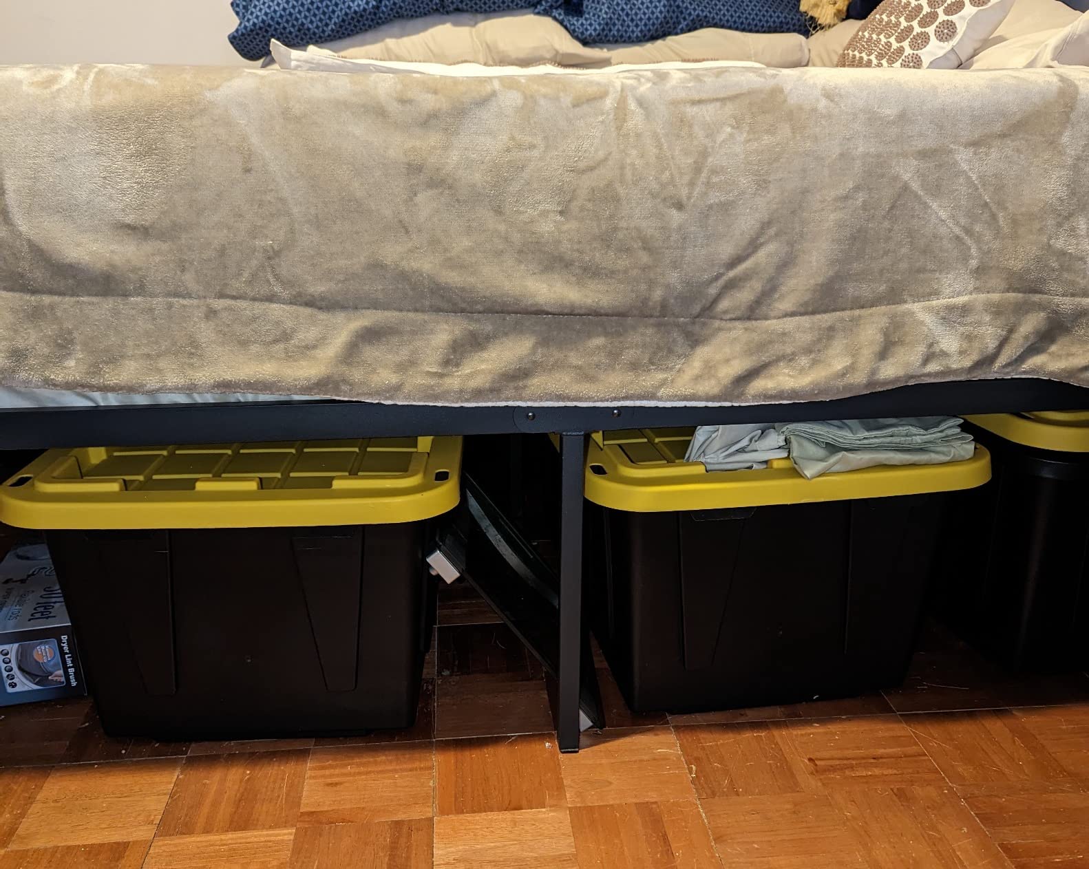 Medium Firm Queen Size Mattress, 14 inch Hybrid Mattress in a Box with Zoned Lumbar Support for Side Sleepers, Pressure Relief, Fiberglass Free, 365 Nights Trial, 10 Years Warranty customer photo 2