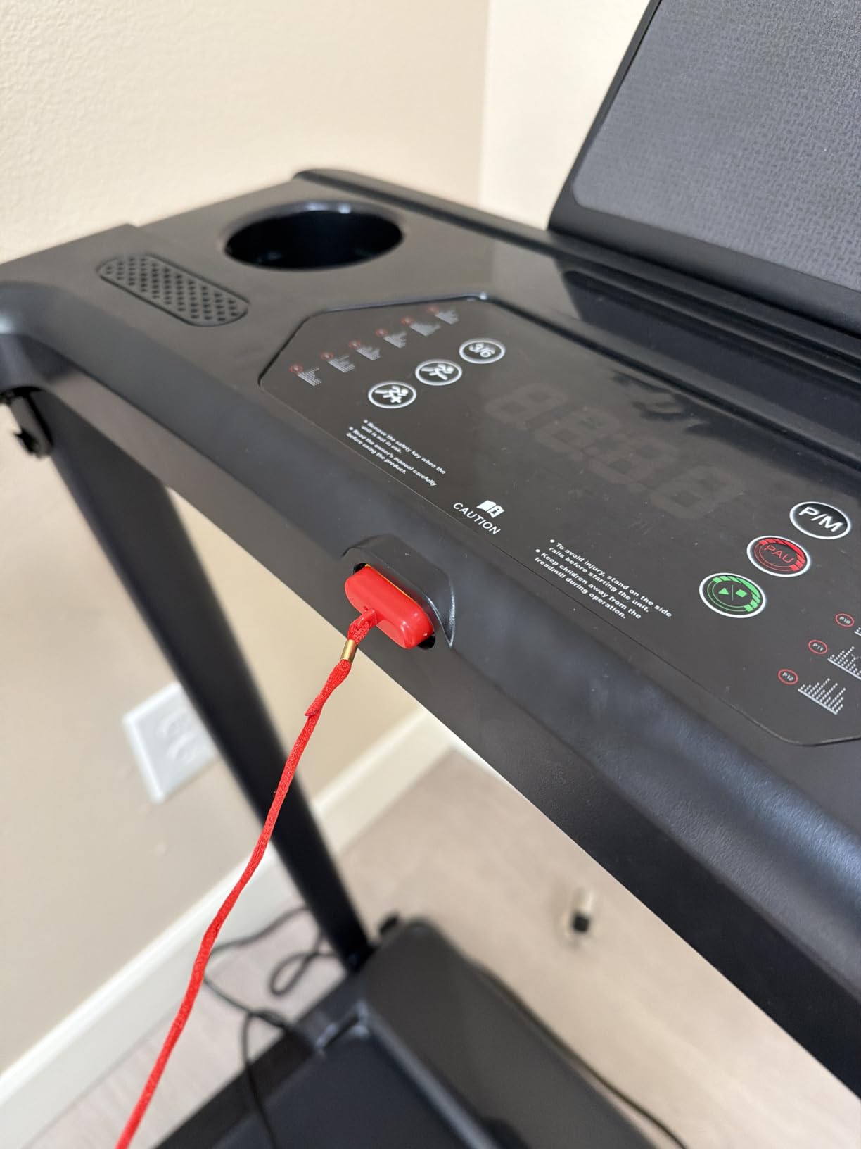 Treadmills for Home 3.0HP Foldable Treadmill with 12% Incline Small | Incline Walking Pad Treadmill with Handle Bar, Portable, Compact, 0.6-6.2 MPH, Quiet Brushless, LED Display, 300LBS Capacity customer photo 1