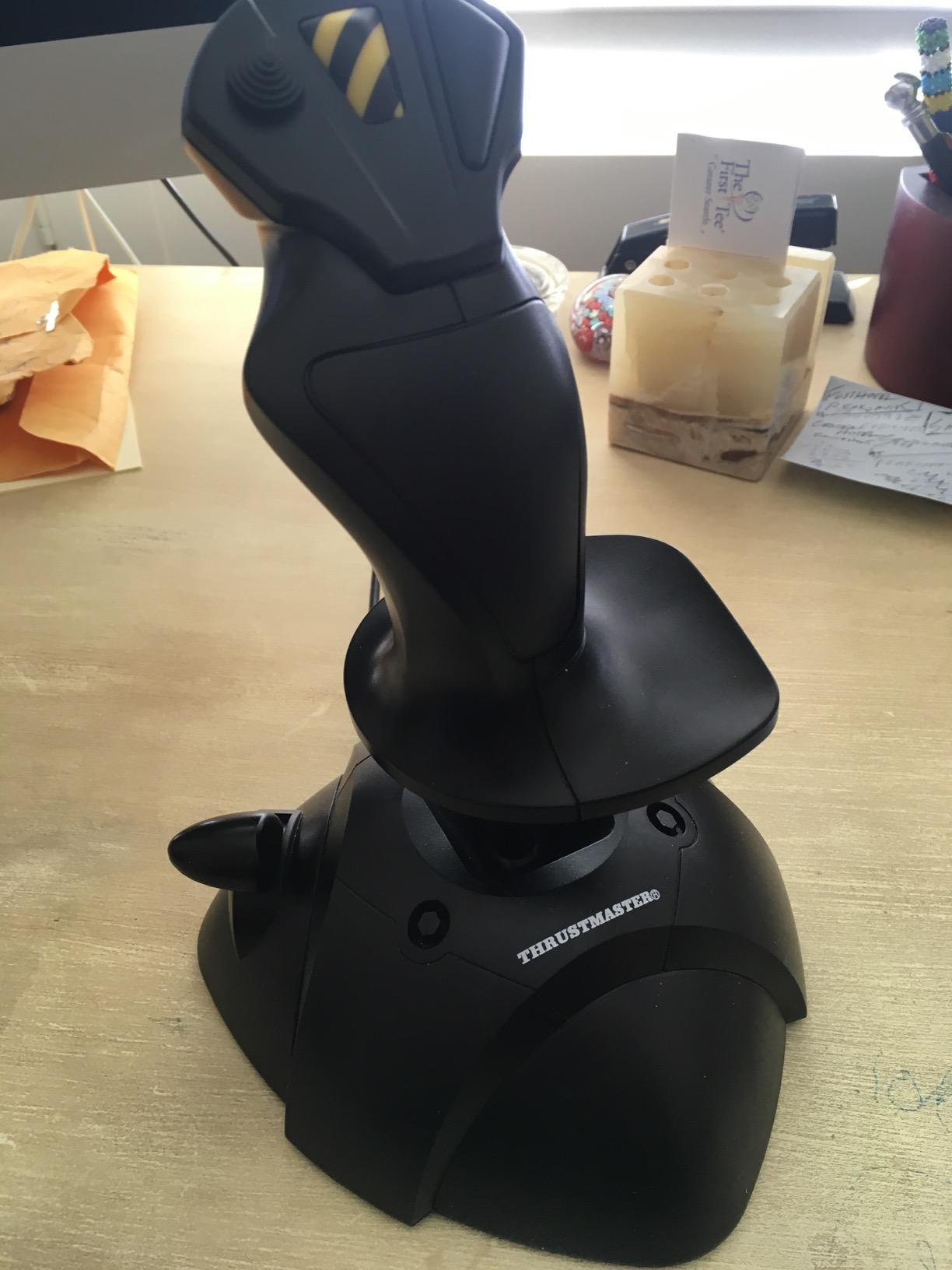 Thrustmaster USB Joystick (Windows) customer photo 1