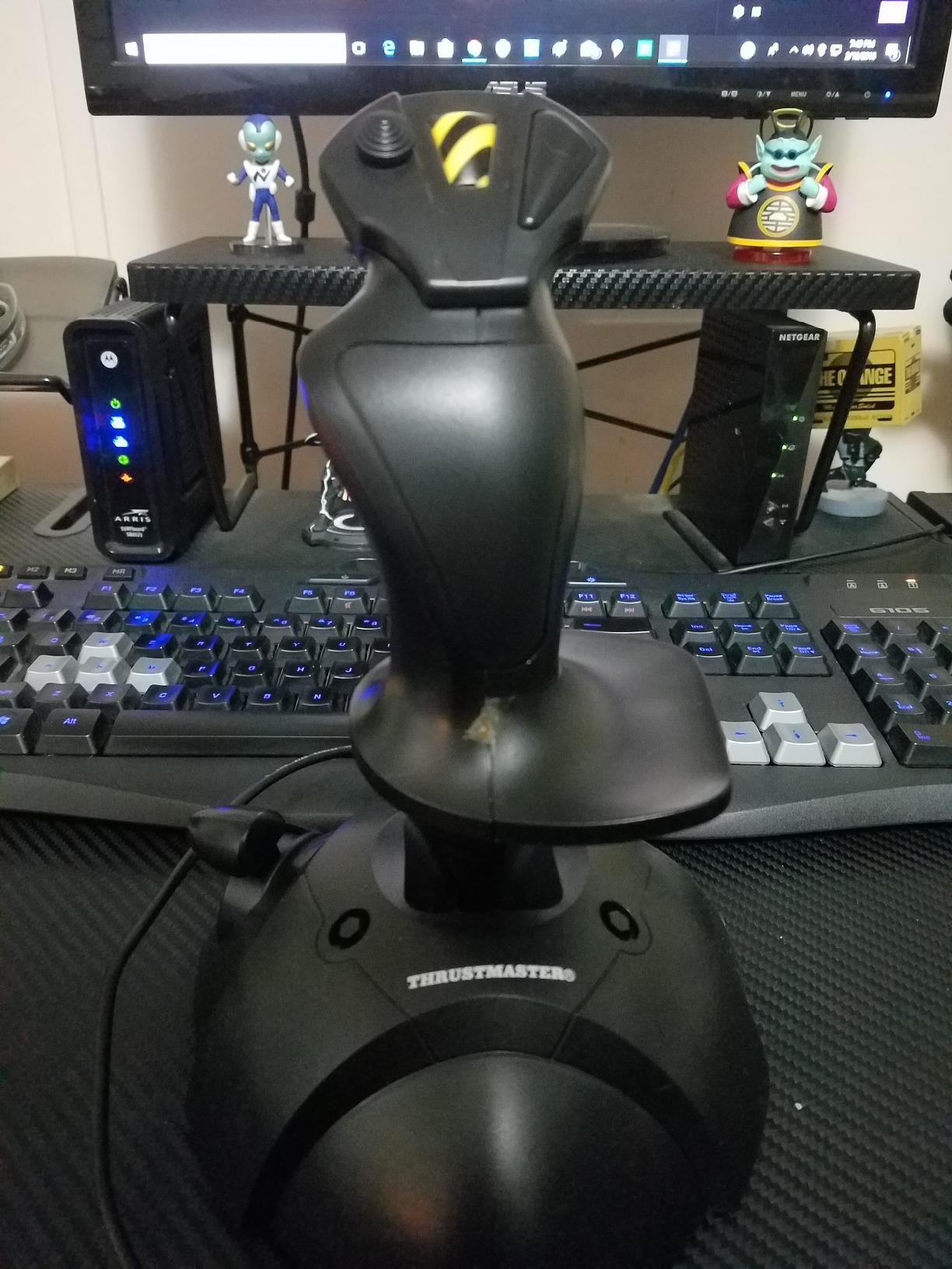 Thrustmaster USB Joystick (Windows) customer photo 2