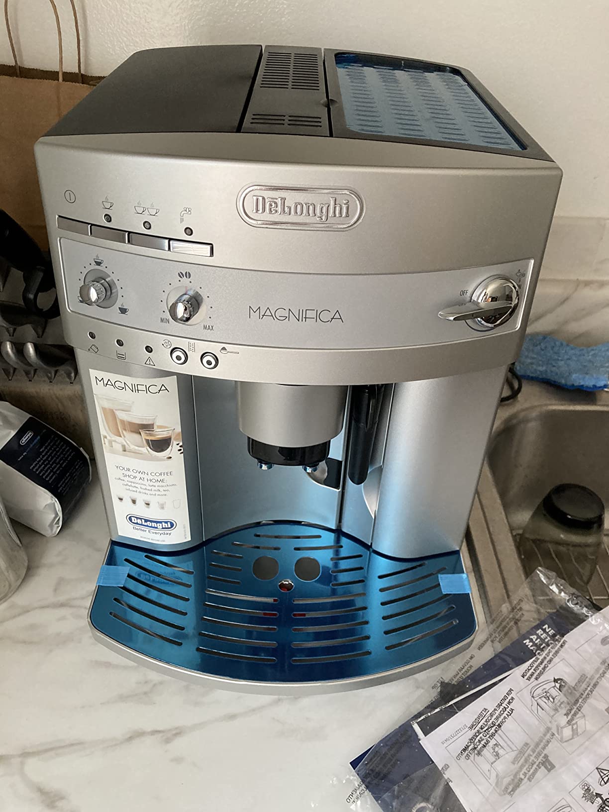 De'Longhi ESAM3300 Magnifica Super Automatic Espresso & Coffee Machine, Silver customer photo 1