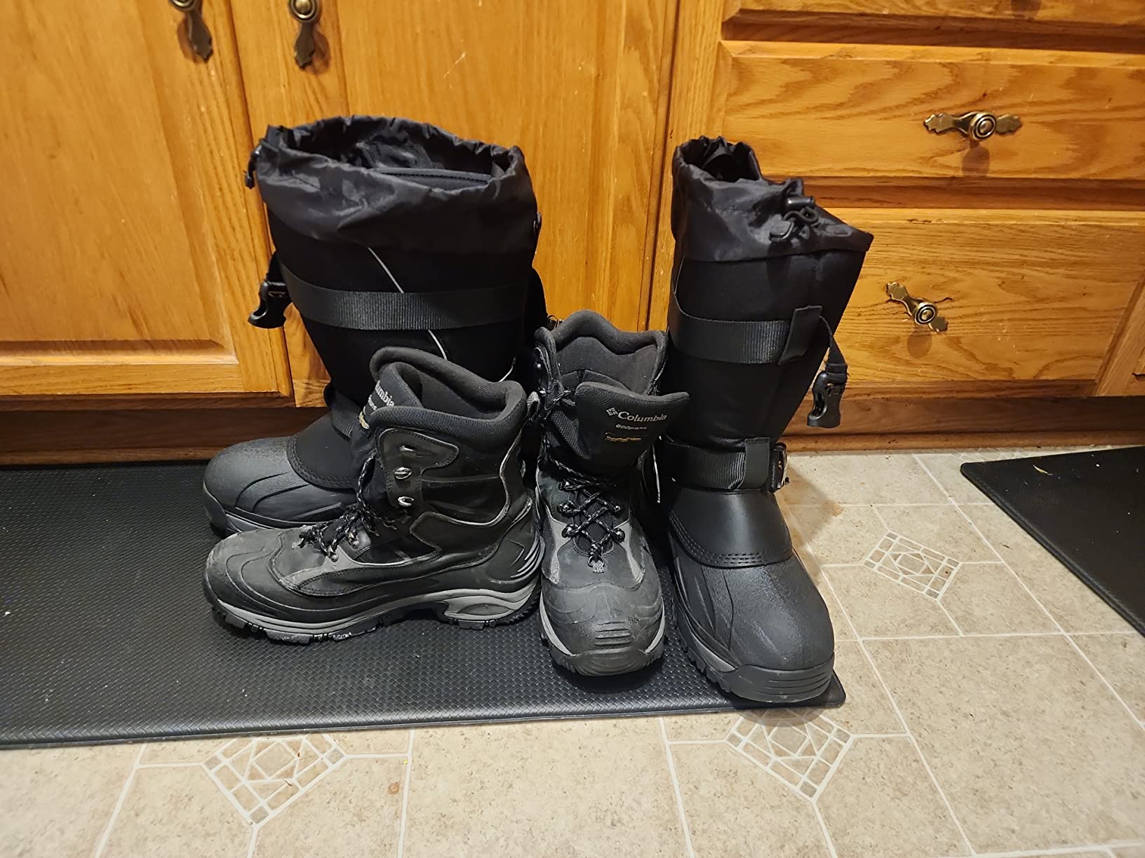 Baffin Impact Men's Boots, Mid-calf Height, for Extreme Cold weather, Snow and/or Ice-covered environments, Snowshoe Compatible customer photo 2
