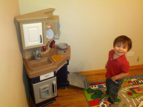 Little Tikes Super Chef Kitchen Blue & Cream, 14.00 l x 28.00 w x 40.00 h inches customer photo 1