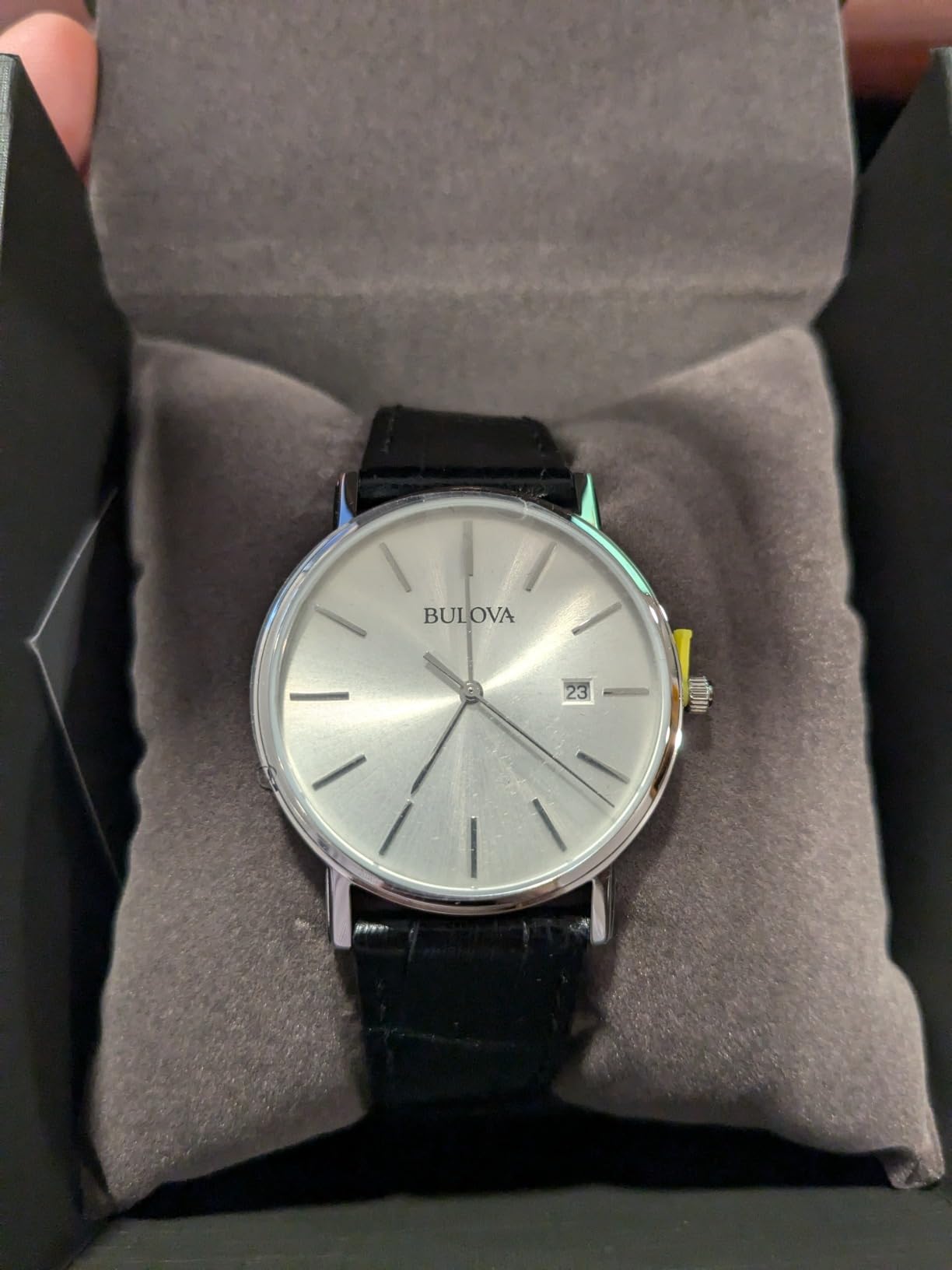 Bulova Men's Classic 3-Hand Calendar Date Quartz Leather Strap Watch, Buckle, 37mm customer photo 2