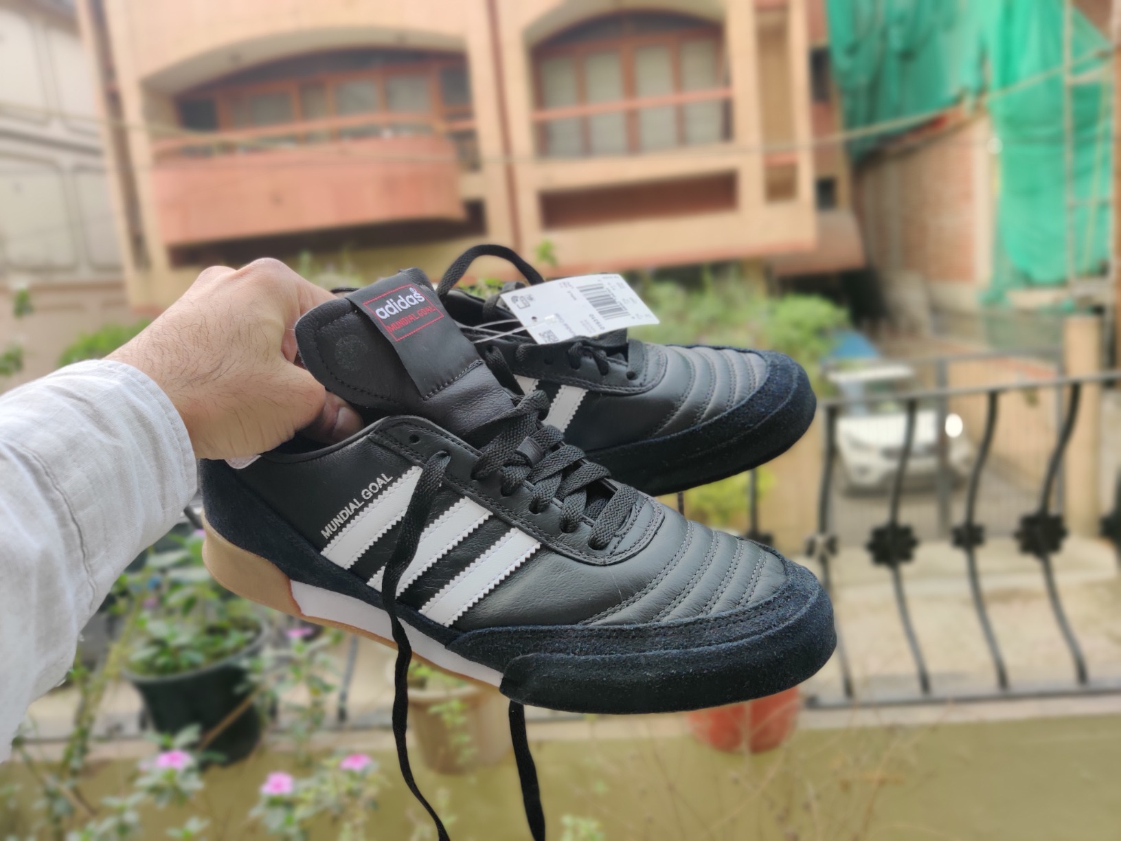adidas Men's Mundial Goal Shoes customer photo 1