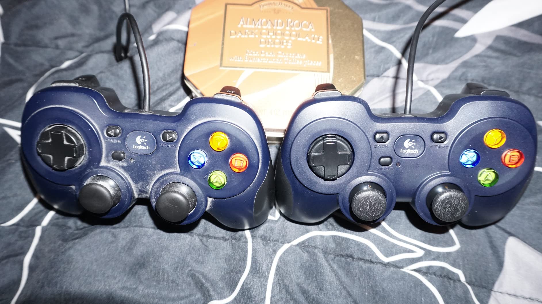 Logitech G F310 Wired Gamepad Controller Console - Blue/Black customer photo 2