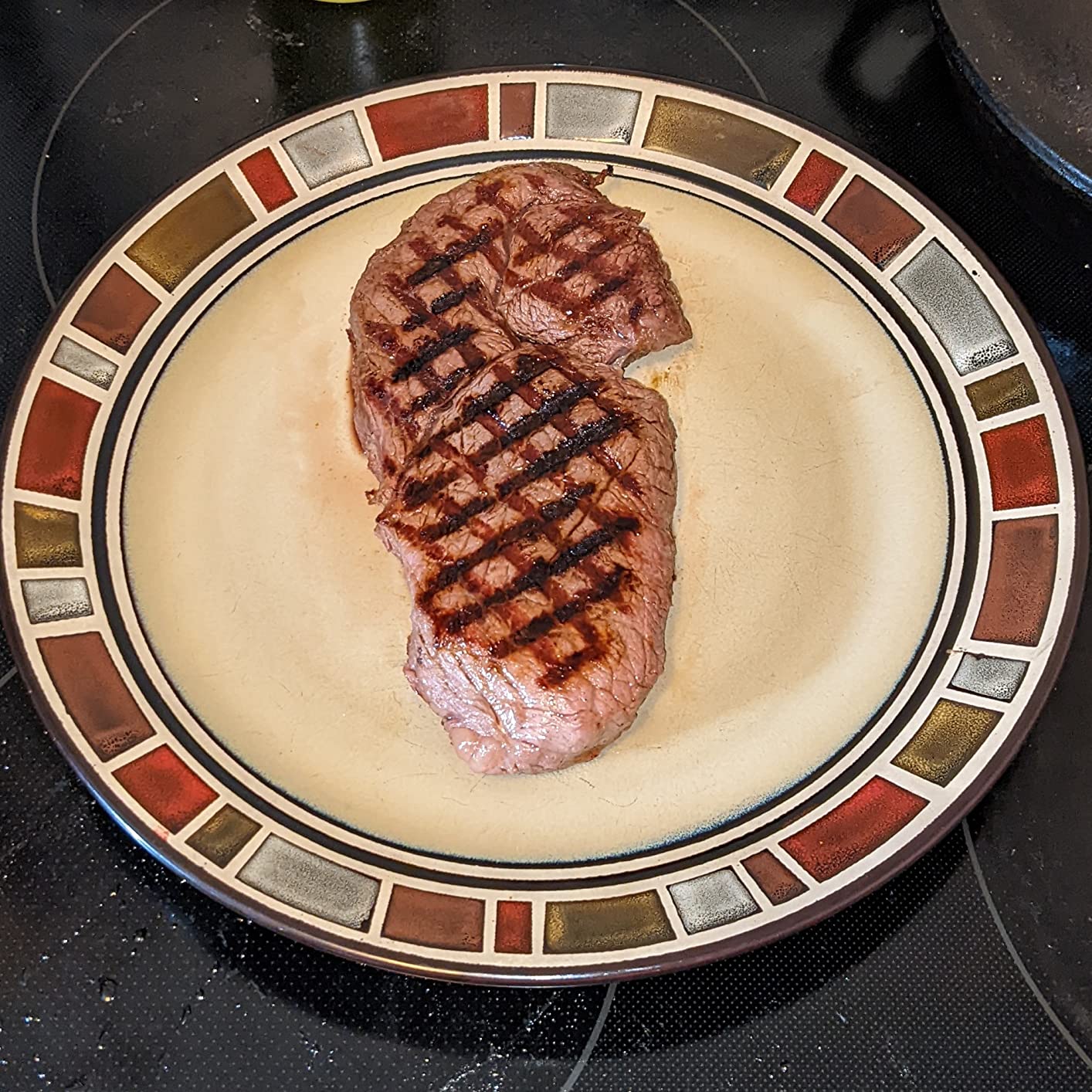 Lodge Pre-Seasoned Cast Iron Grill Pan, 10.25 Inches customer photo 2