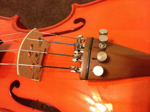 Cecilio 1/2 Size Acoustic Violin, Solid Spruce Maple Body Beginner Kit customer photo 2