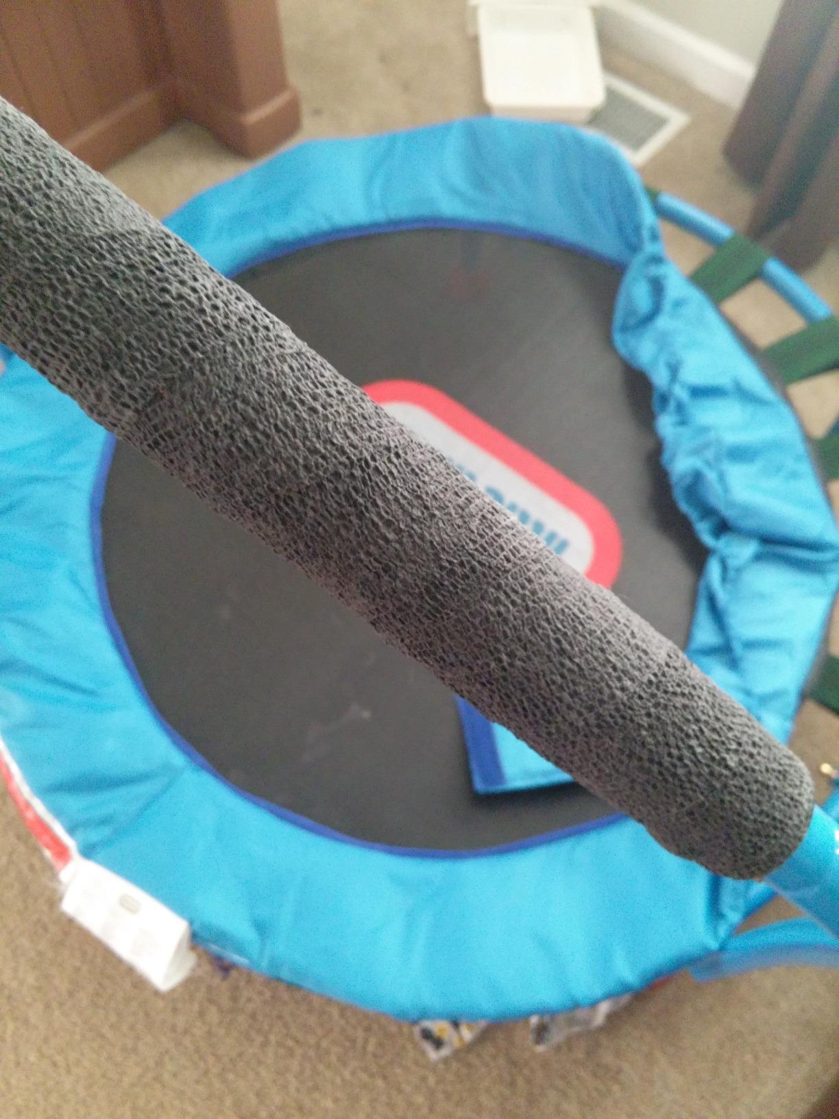 Little Tikes 3' Trampoline – (Amazon Exclusive) customer photo 1