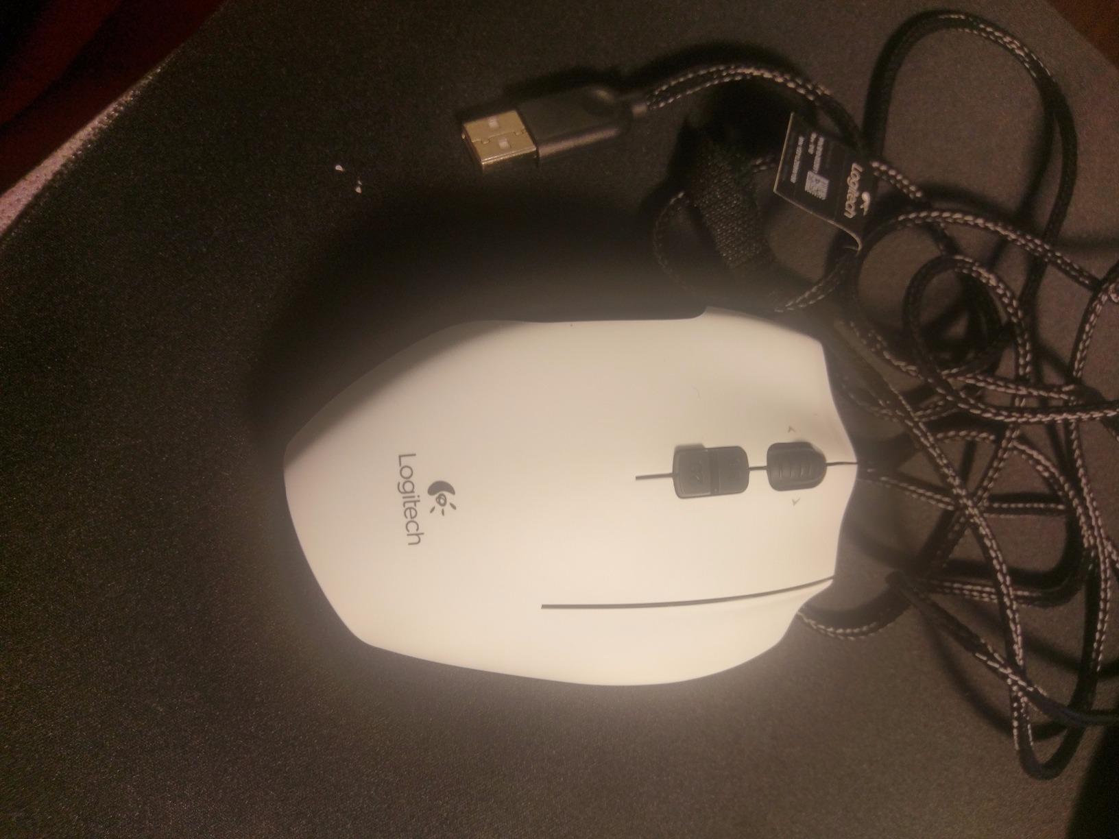 Logitech 910-003879 Logitech G600 Mmo Usb Laser Gaming Mouse customer photo 1