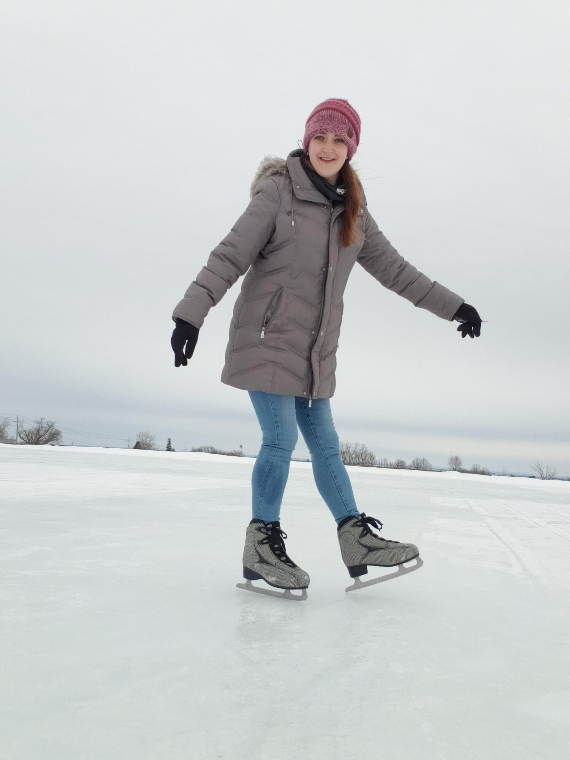 ROCES Brit’s Women’s Ice Skates – Reinforced Synthetic Upper, Anatomic Padded Footbed & Stainless Steel Blade, Italian Figure Skates for Comfort & Performance, Modern Plaid Design customer photo 1