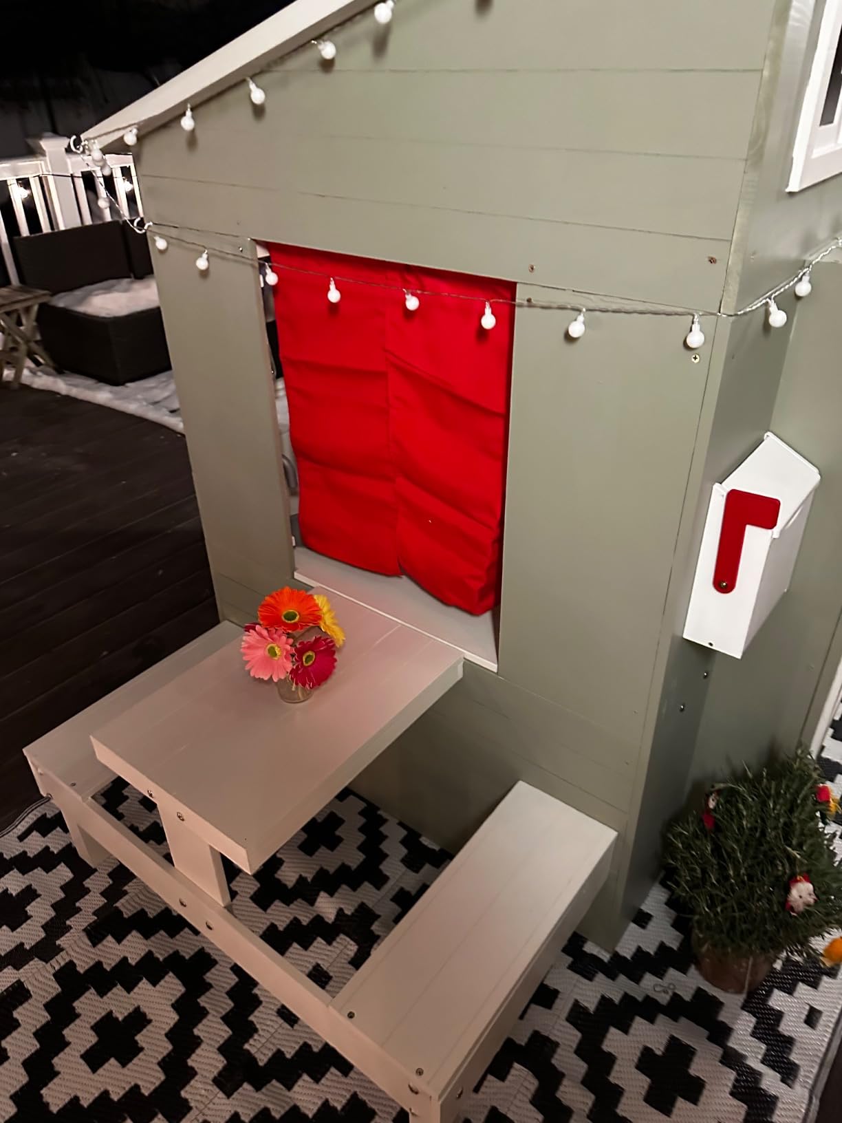 KidKraft Modern Outdoor Wooden Playhouse with Picnic Table, Mailbox and Outdoor Grill ,Gift for Ages 3+ customer photo 1