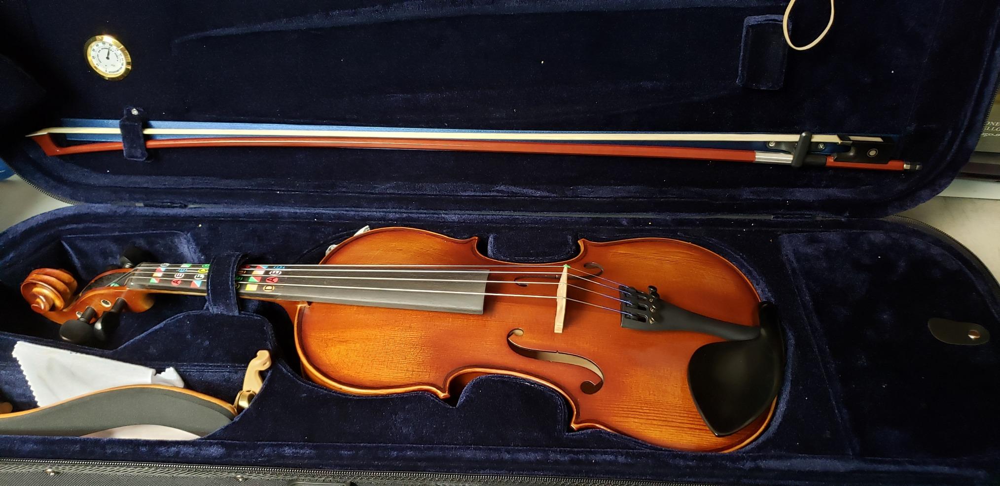 Ricard Bunnel G2 Violin Outfit 4/4 Size - Carrying Case and Accessories Included - Solid Maple Wood and Ebony Fittings By Kennedy Violins customer photo 2