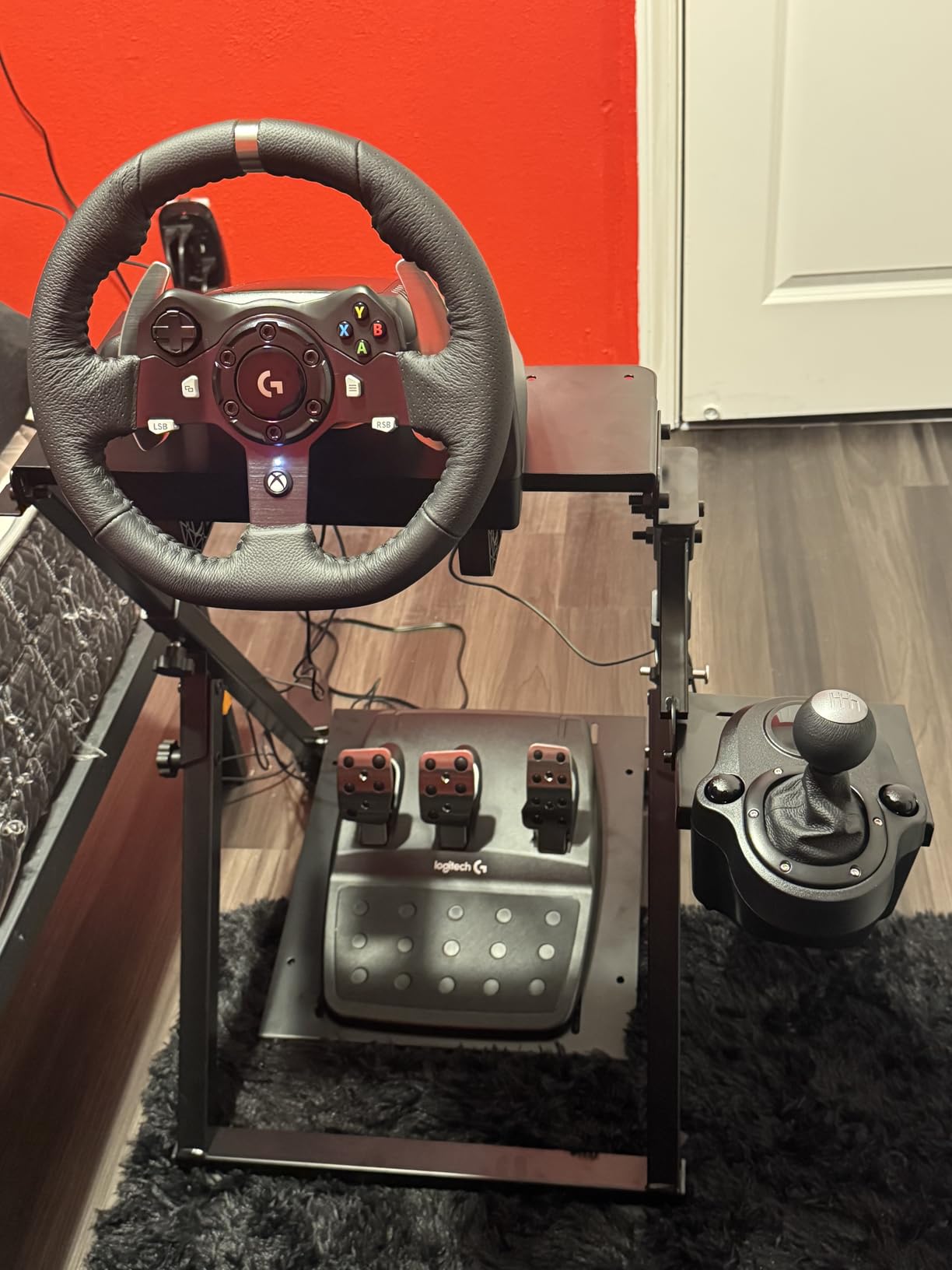 Logitech G920 Racing Wheel and Pedals for Xbox X|S/Xbox One/PC customer photo 2