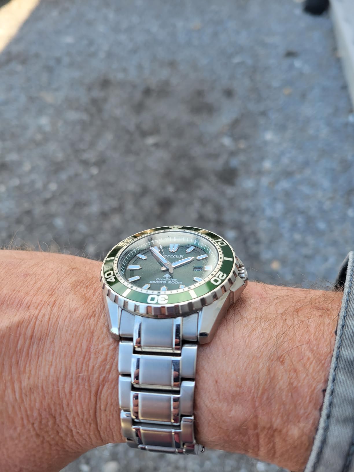 Citizen Men's Promaster Sea Eco-Drive Stainless Steel Watch, 3-Hand Date, One-Way Rotating Bezel, ISO Compliant, Luminous Hands and Markers customer photo 1