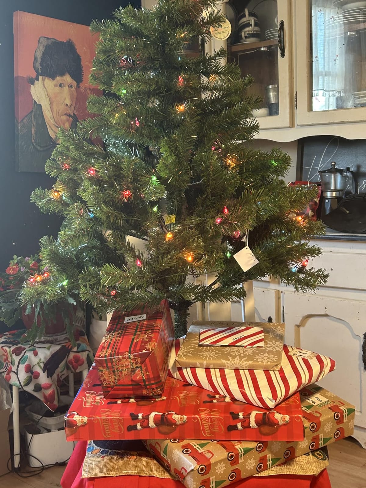 National Tree Company 6ft Pre-Lit Kincaid Spruce Artificial Christmas Tree customer photo 1