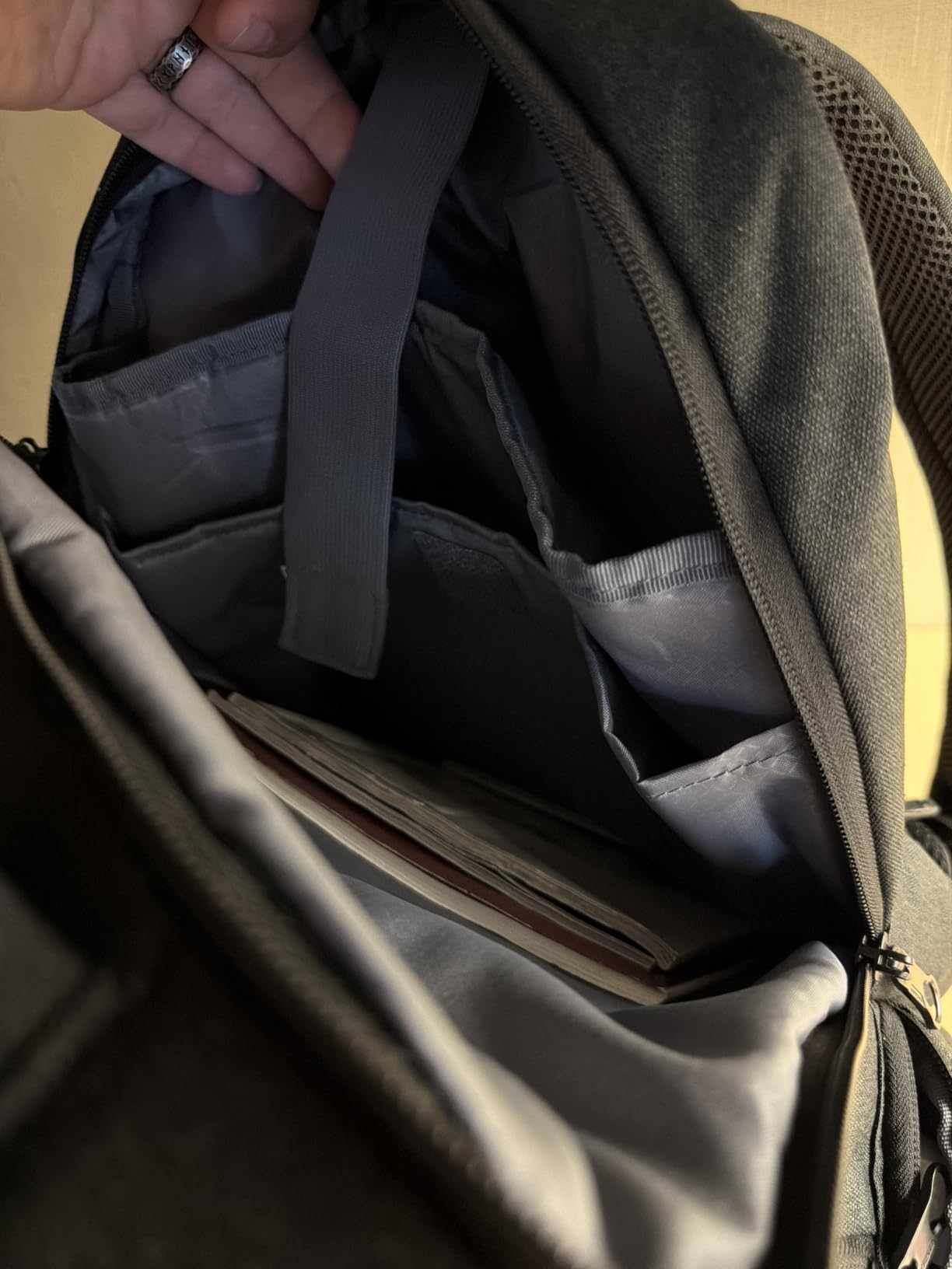 KROSER Laptop Backpack Computer Backpack 17.3 Inch for Men-Charcoal Black customer photo 1